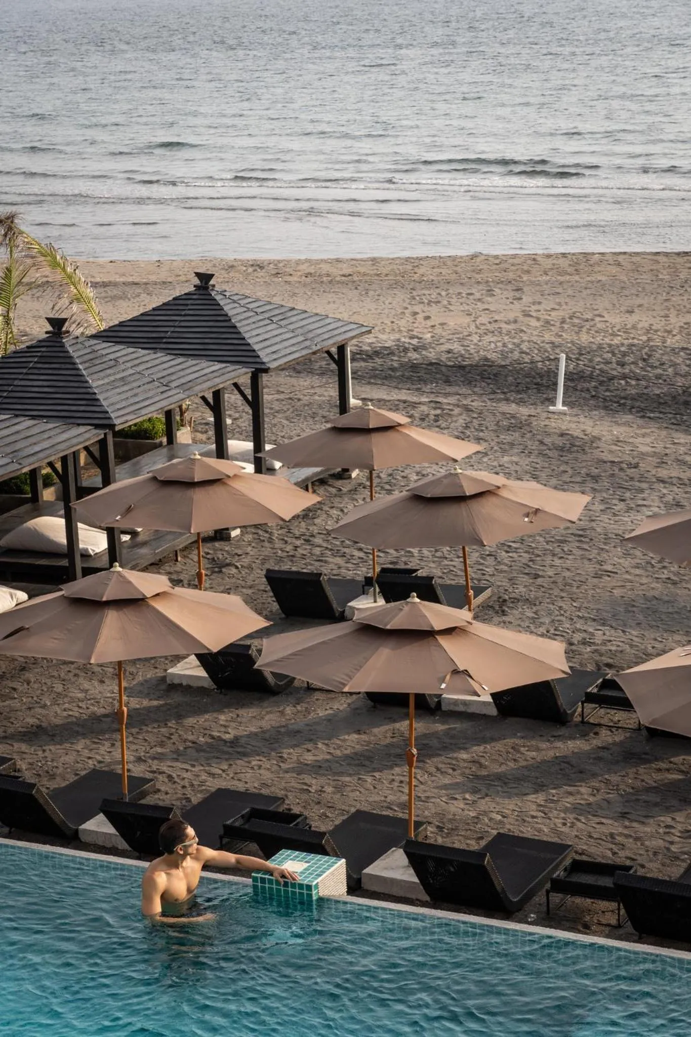 Beach in Bayandati Resort