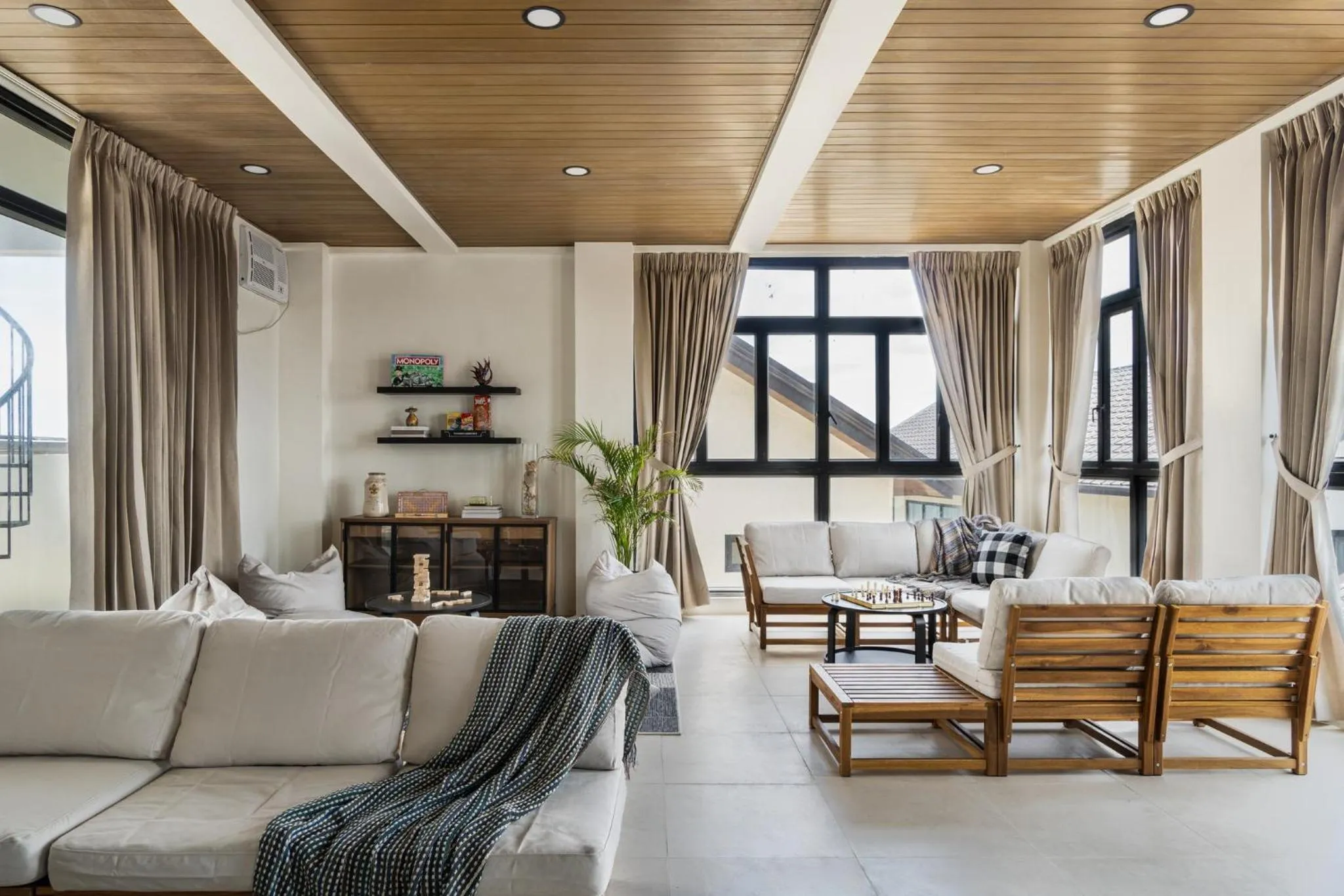 Karaoke in Bayandati Resort