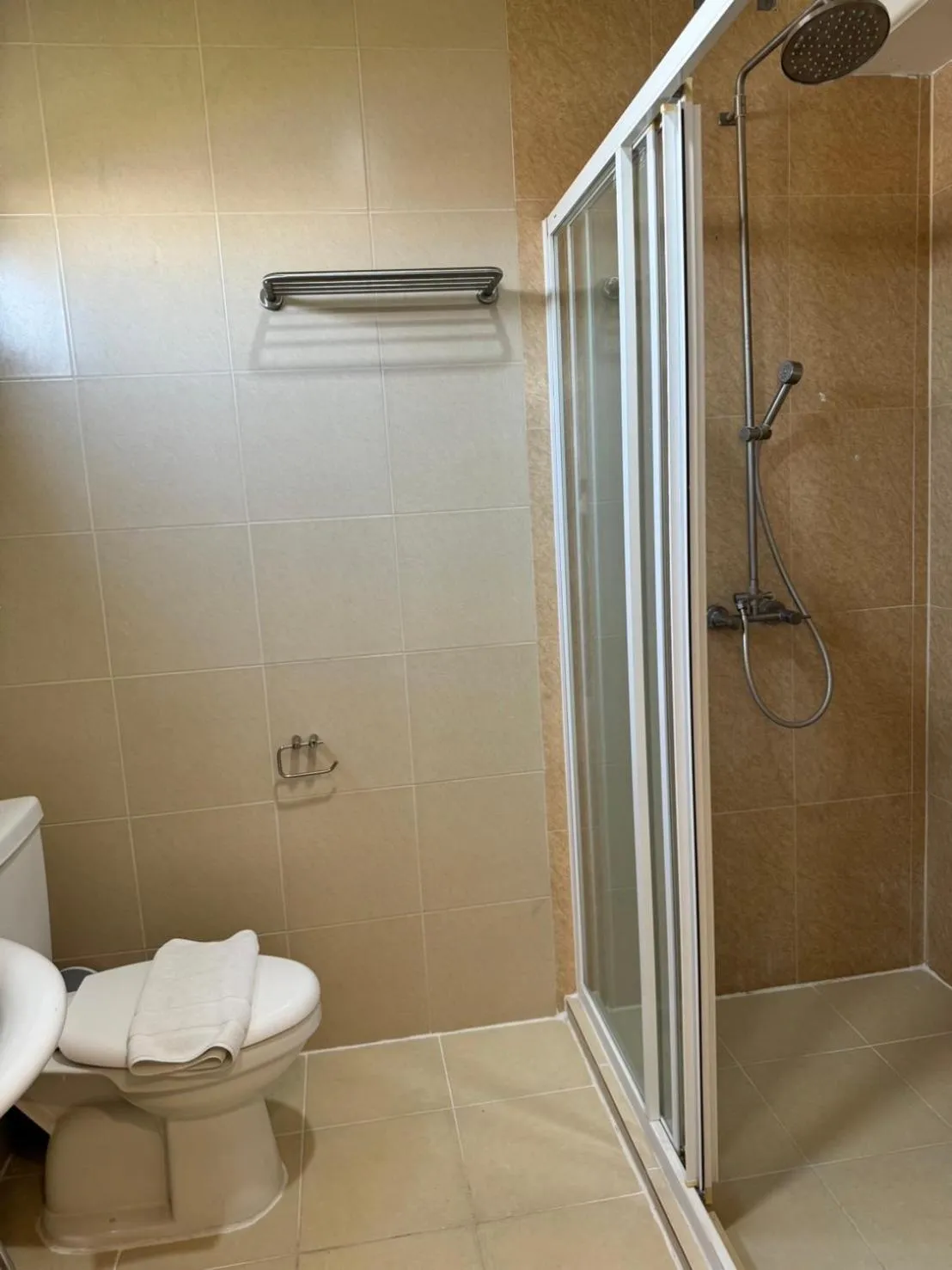 Shower in GP House Express Sukhumvit 81