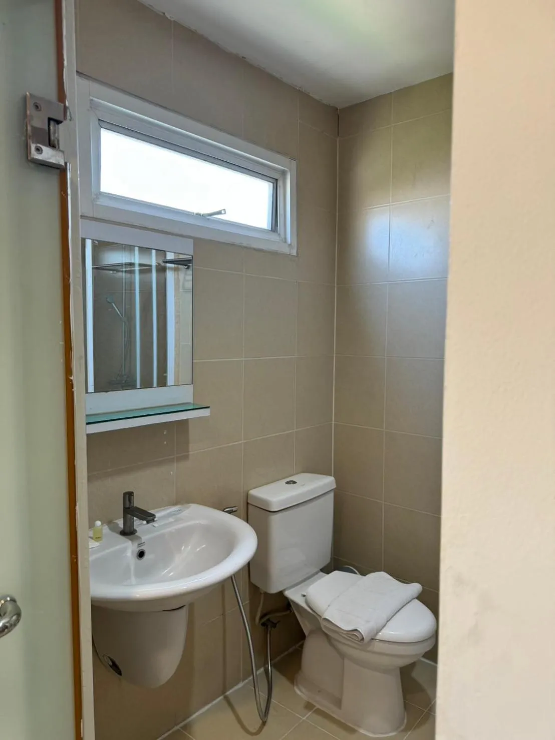 Toilet in GP House Express Sukhumvit 81