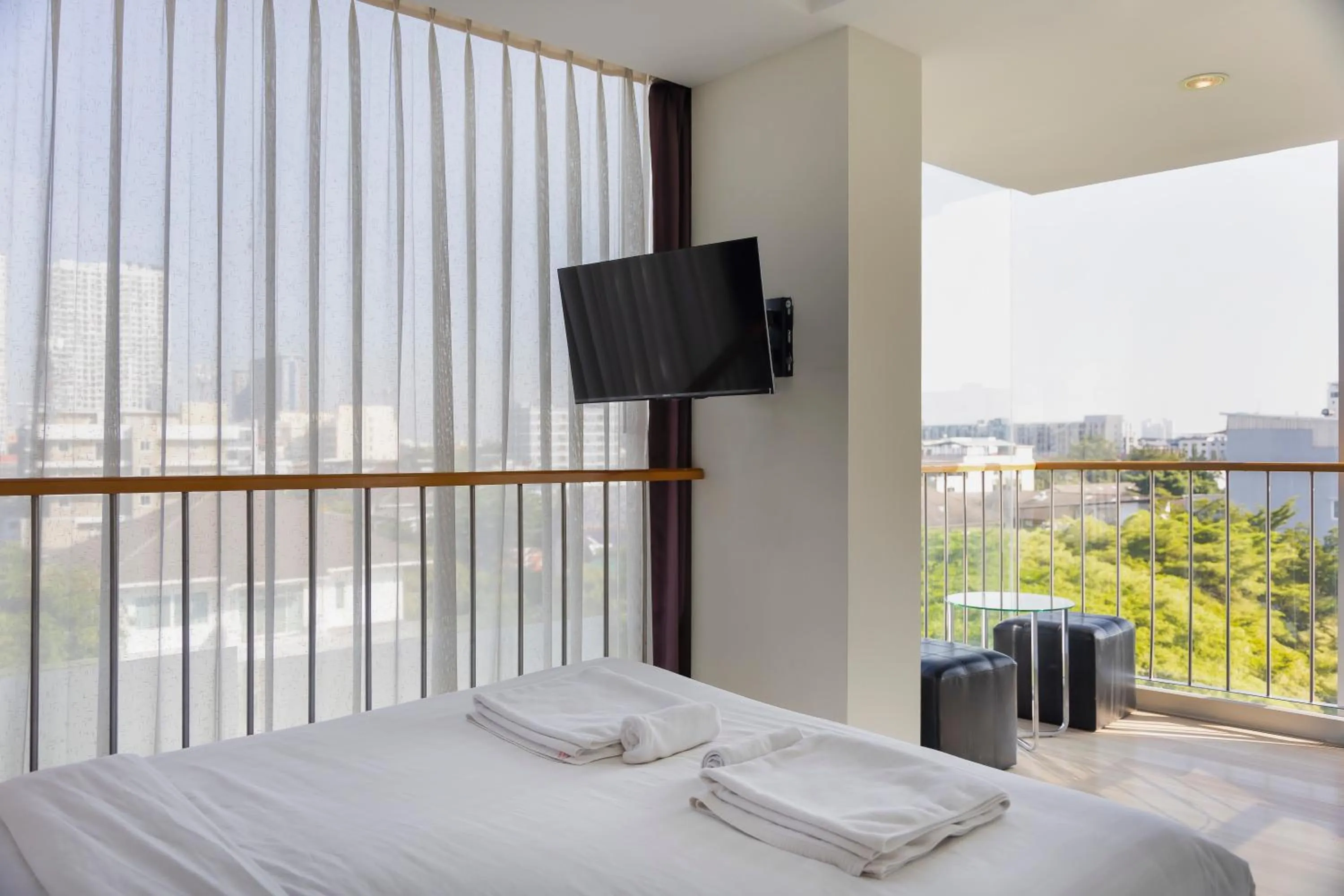 TV and multimedia, Bed in GP House Express Sukhumvit 81