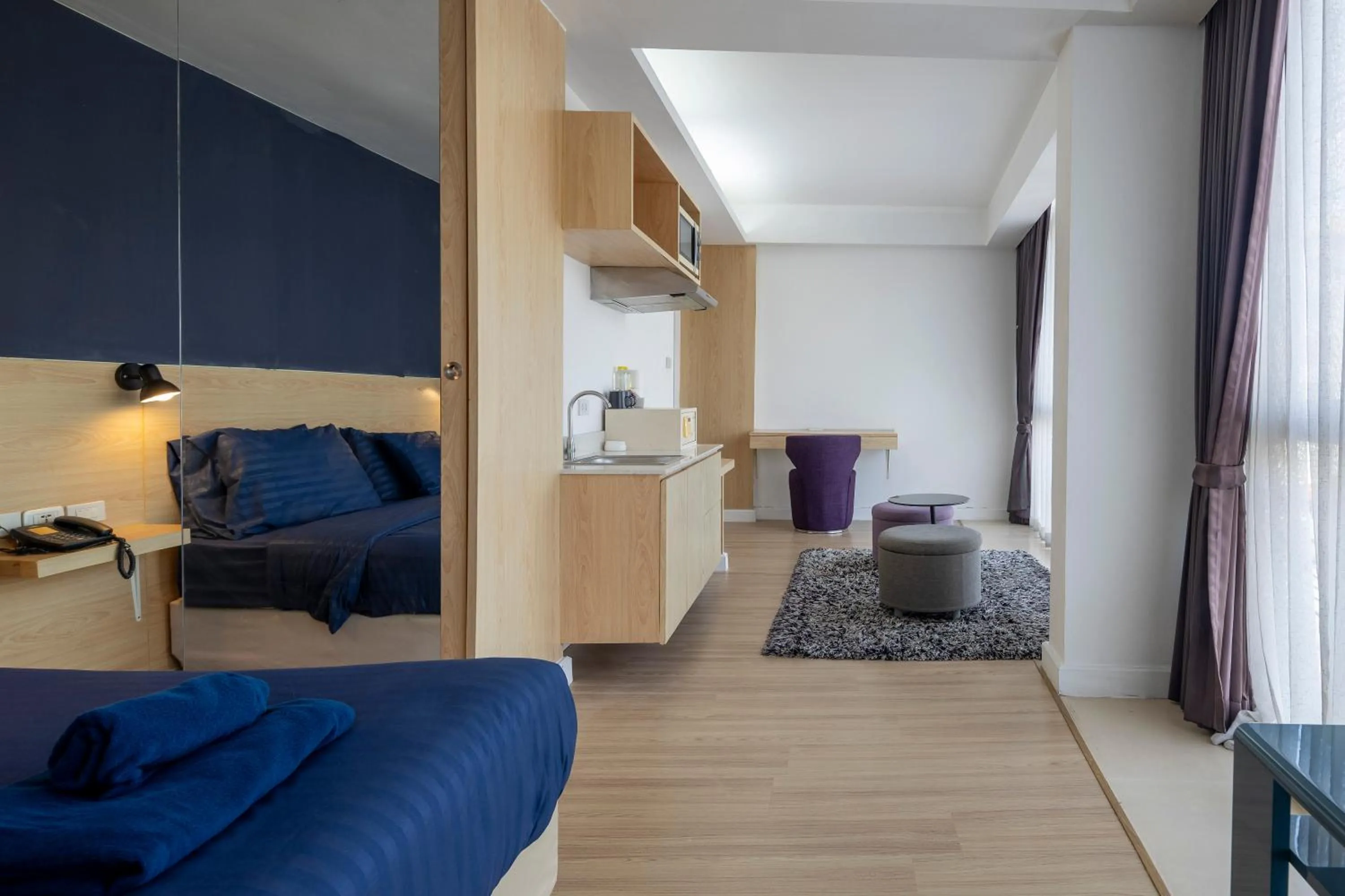 Photo of the whole room in GP House Express Sukhumvit 81