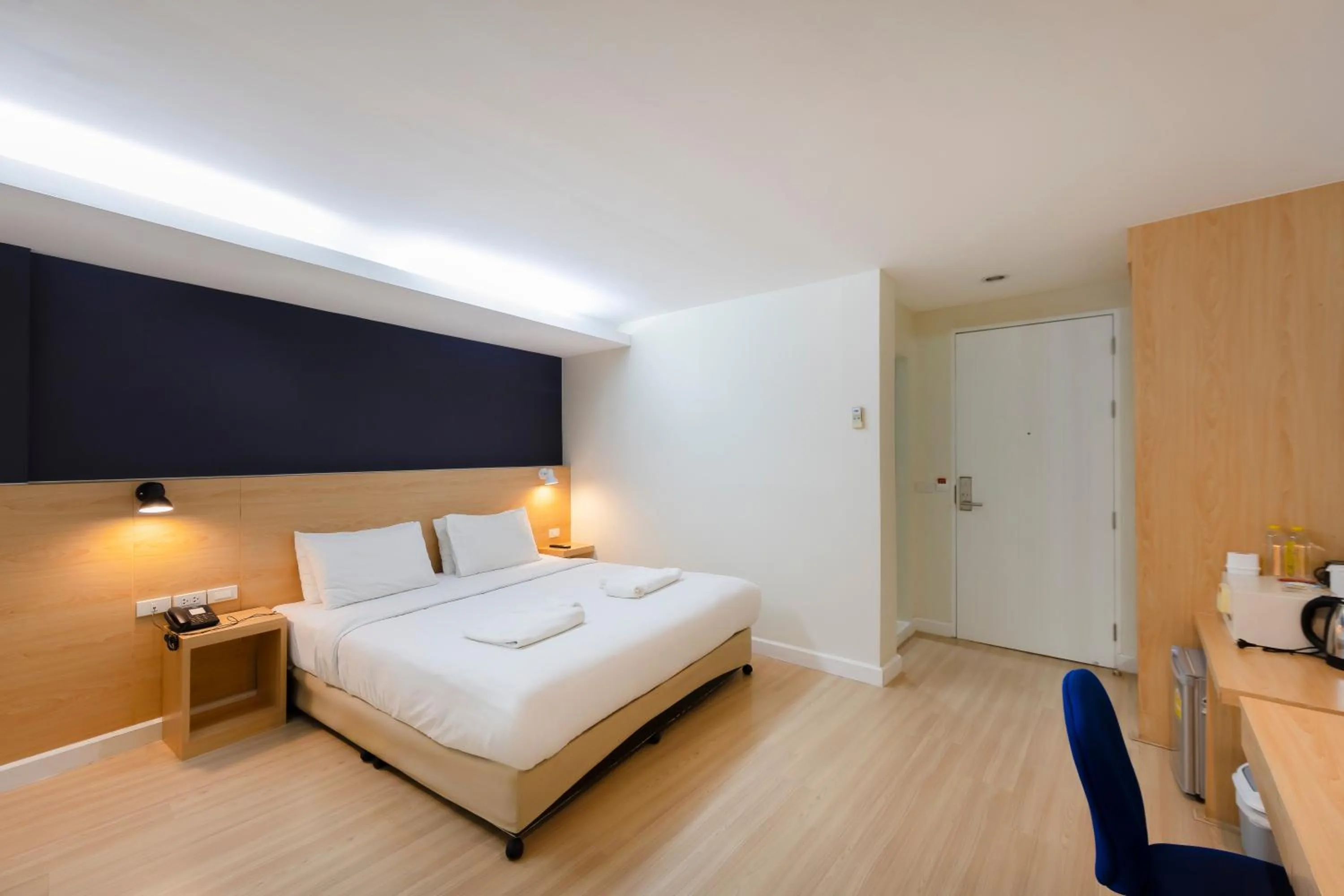 Bedroom, Bed in GP House Express Sukhumvit 81