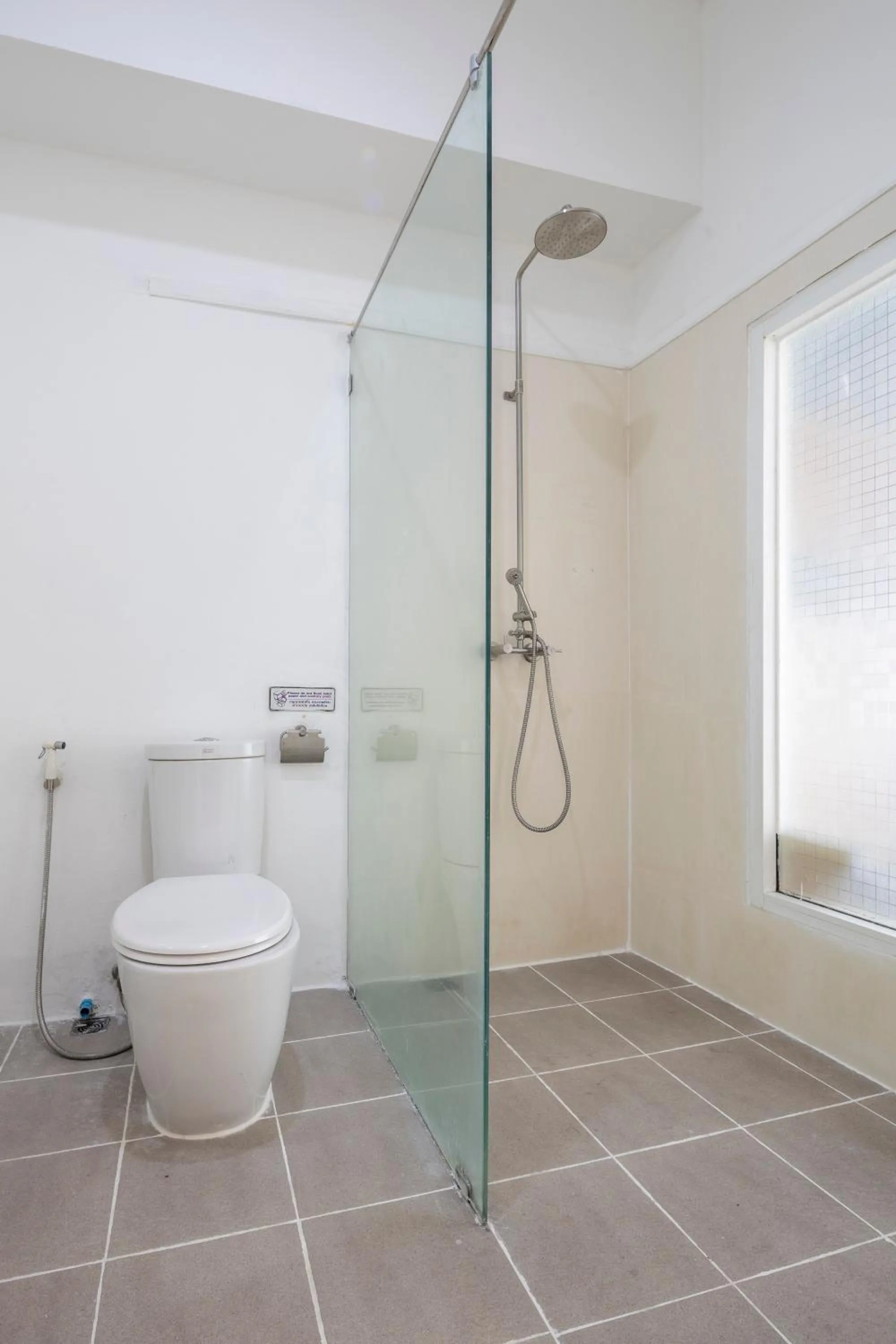 bidet in GP House Express Sukhumvit 81