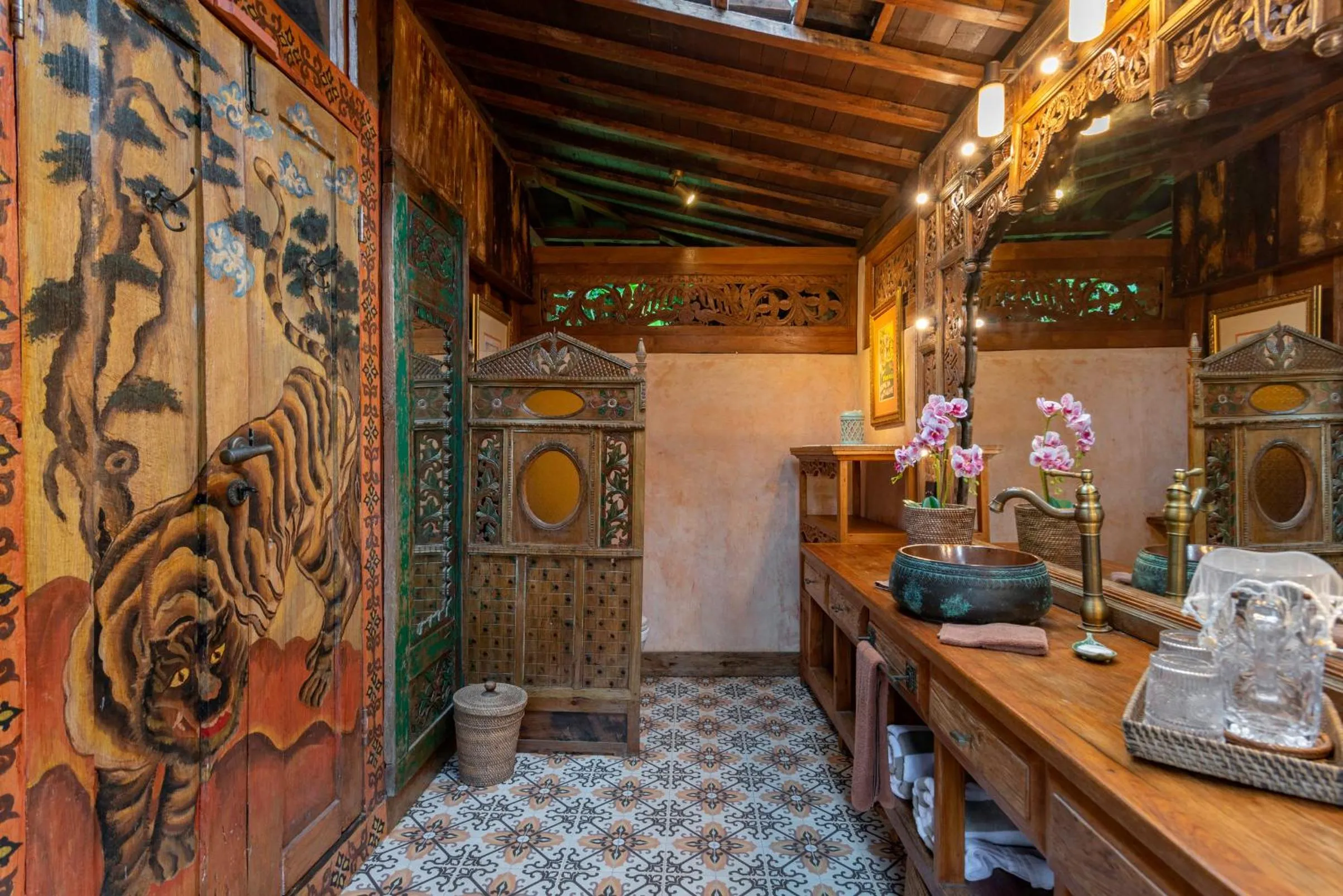 Bathroom in Lumina Wellness Retreat