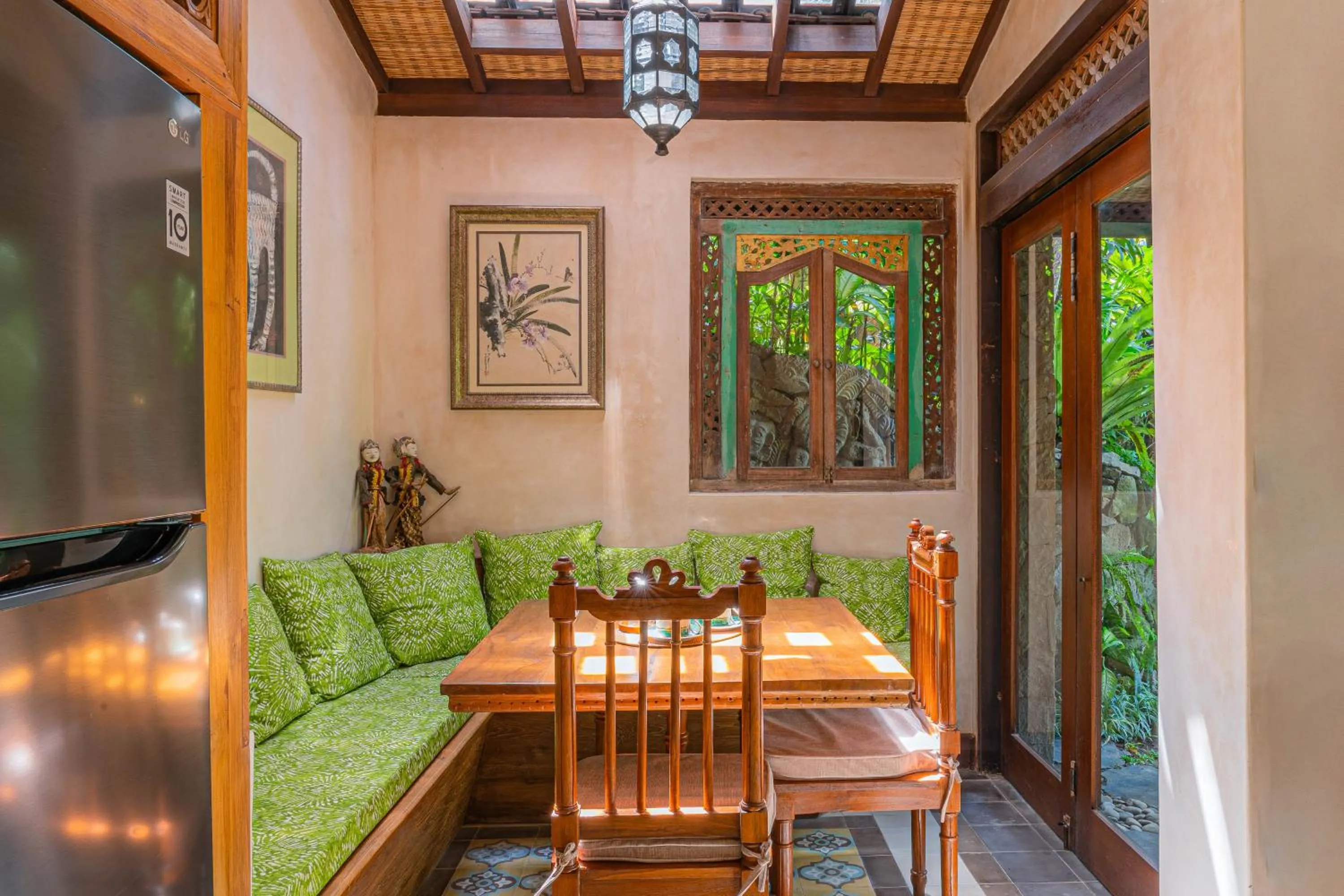 Living room in Lumina Wellness Retreat