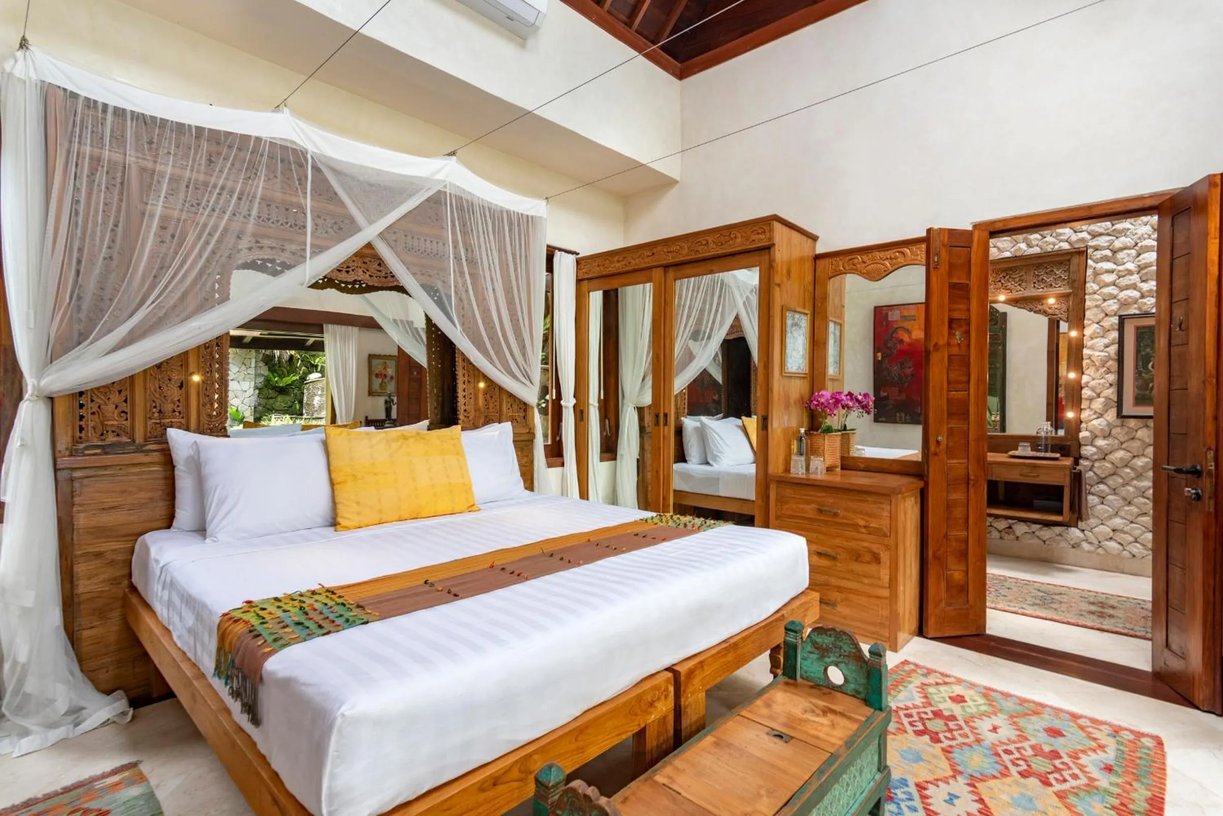 Photo of the whole room, Bed in Lumina Wellness Retreat