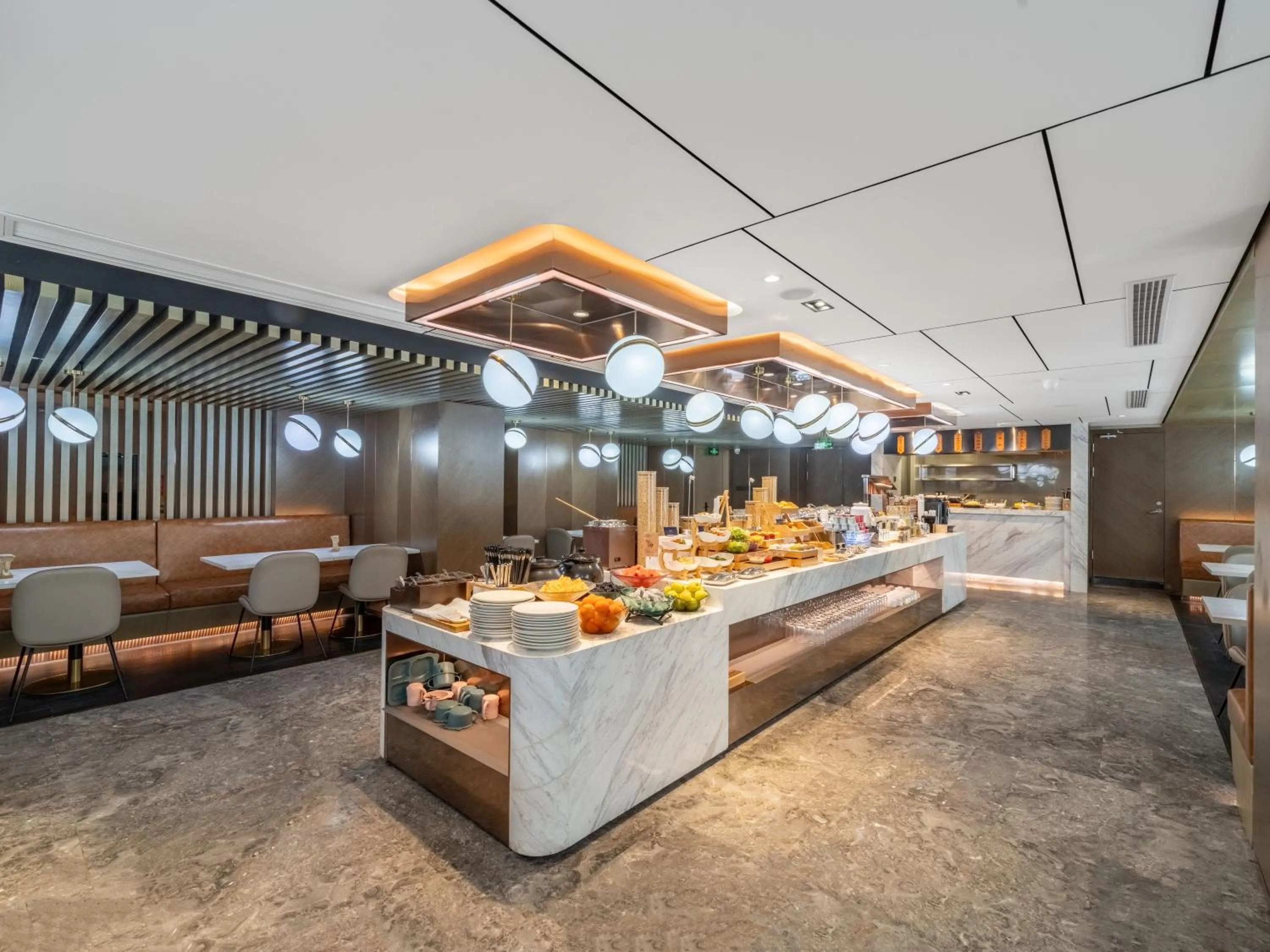 Restaurant/places to eat in Atour Hotel Hangzhou Xixi Vally Tianmushan Road