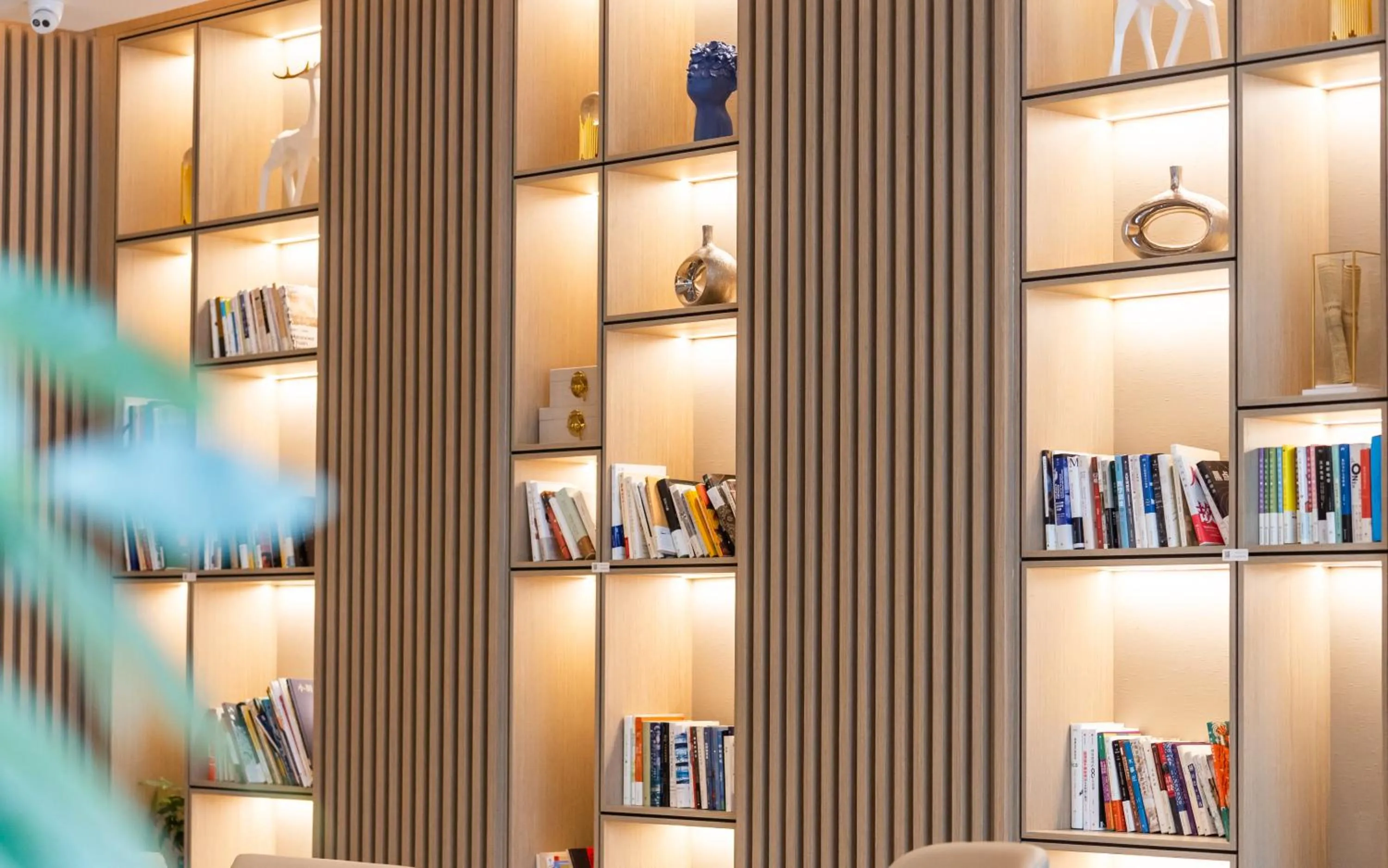 Library in Atour Hotel Hangzhou Xixi Vally Tianmushan Road