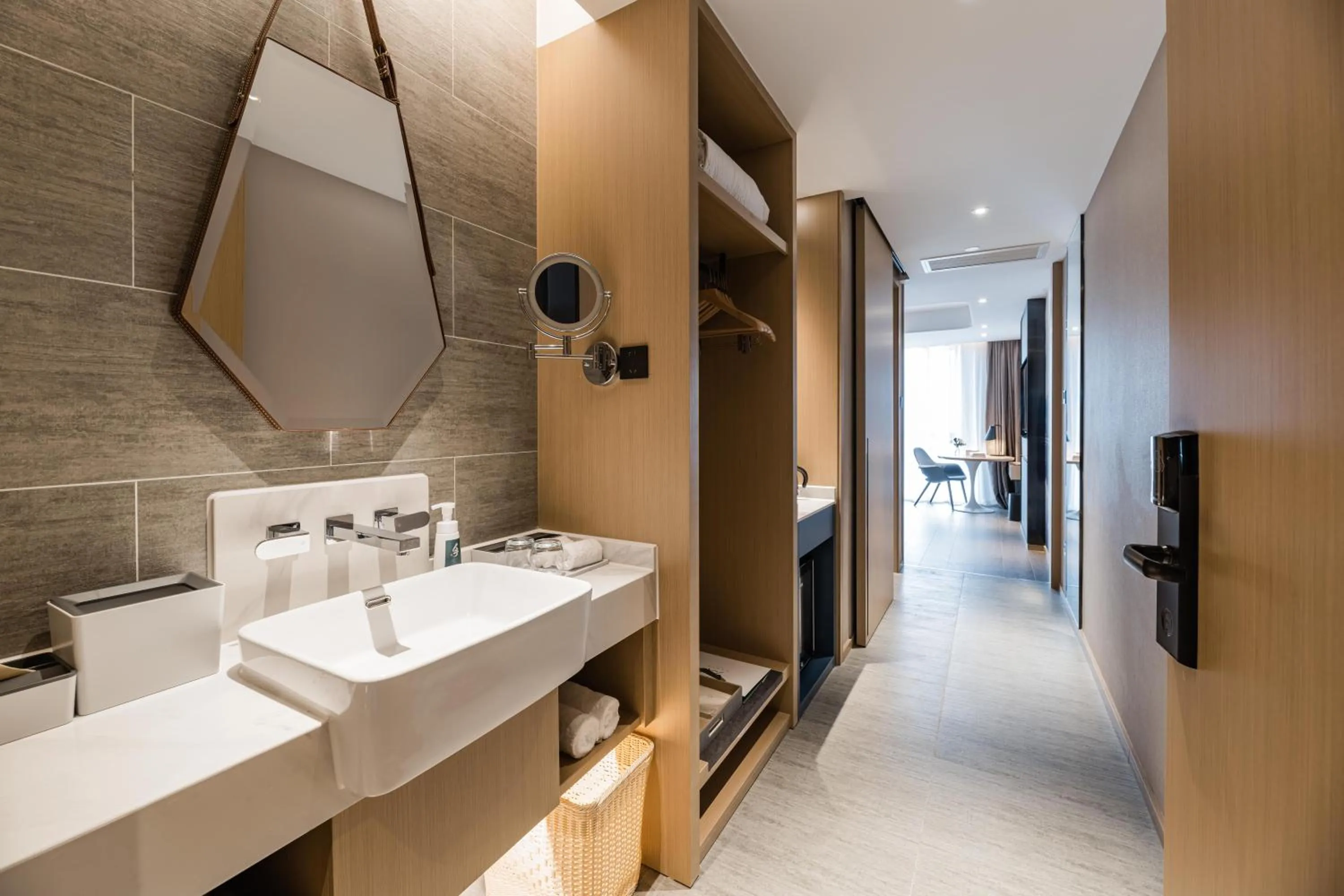 towels in Atour Hotel Hangzhou Xixi Vally Tianmushan Road