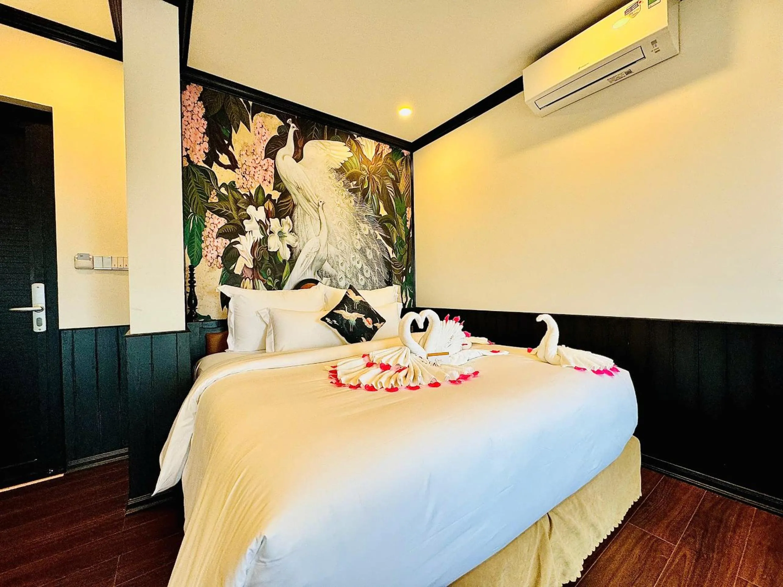 Bed in The ORCHID PREMIUM Hotel