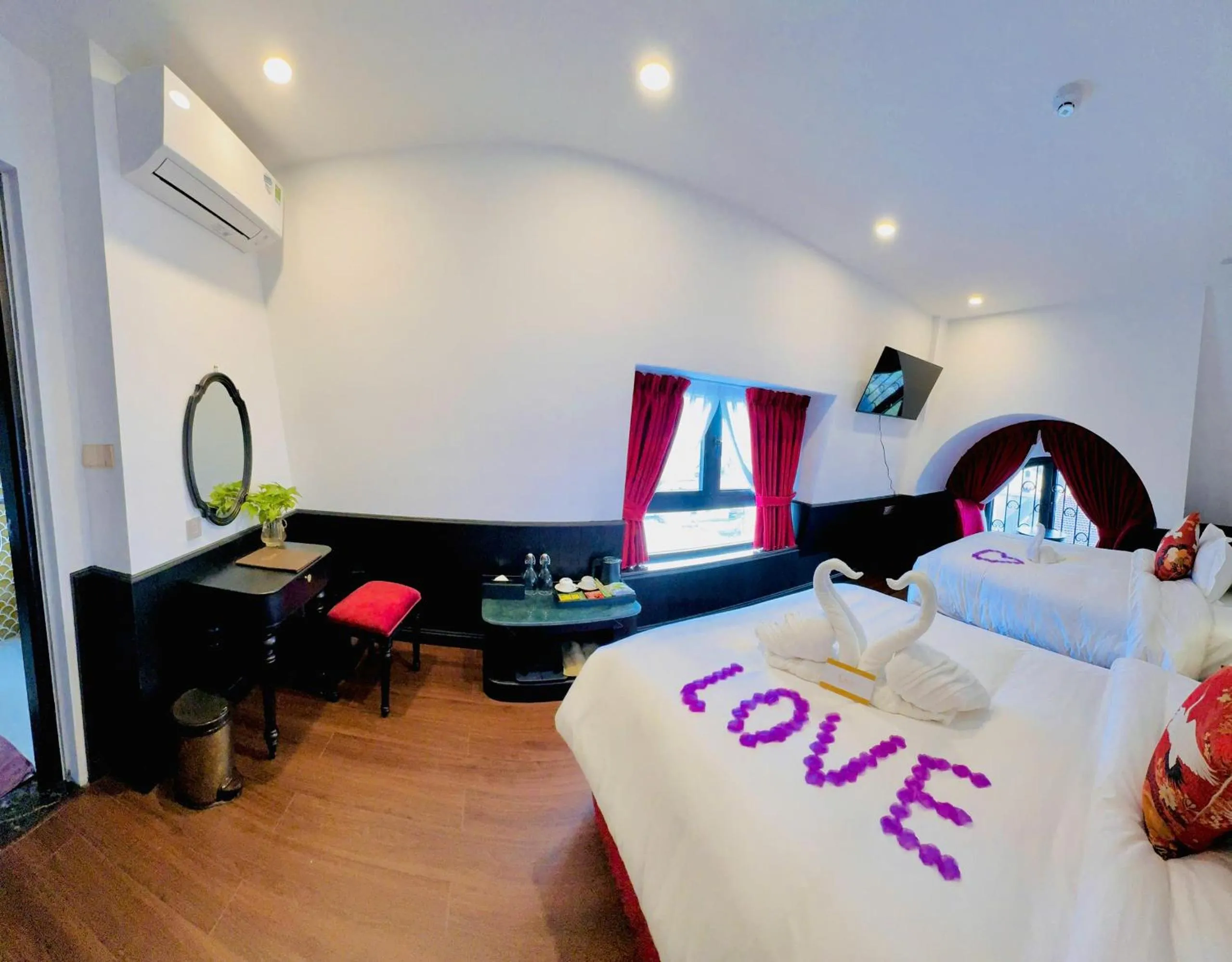 Bedroom, Bed in The ORCHID PREMIUM Hotel