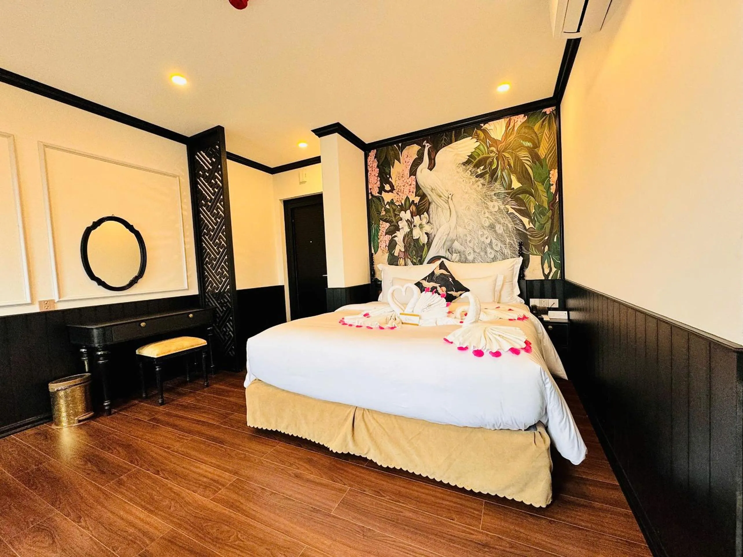 Bed in The ORCHID PREMIUM Hotel