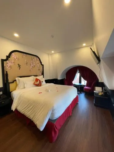 Bedroom, Bed in The ORCHID PREMIUM Hotel