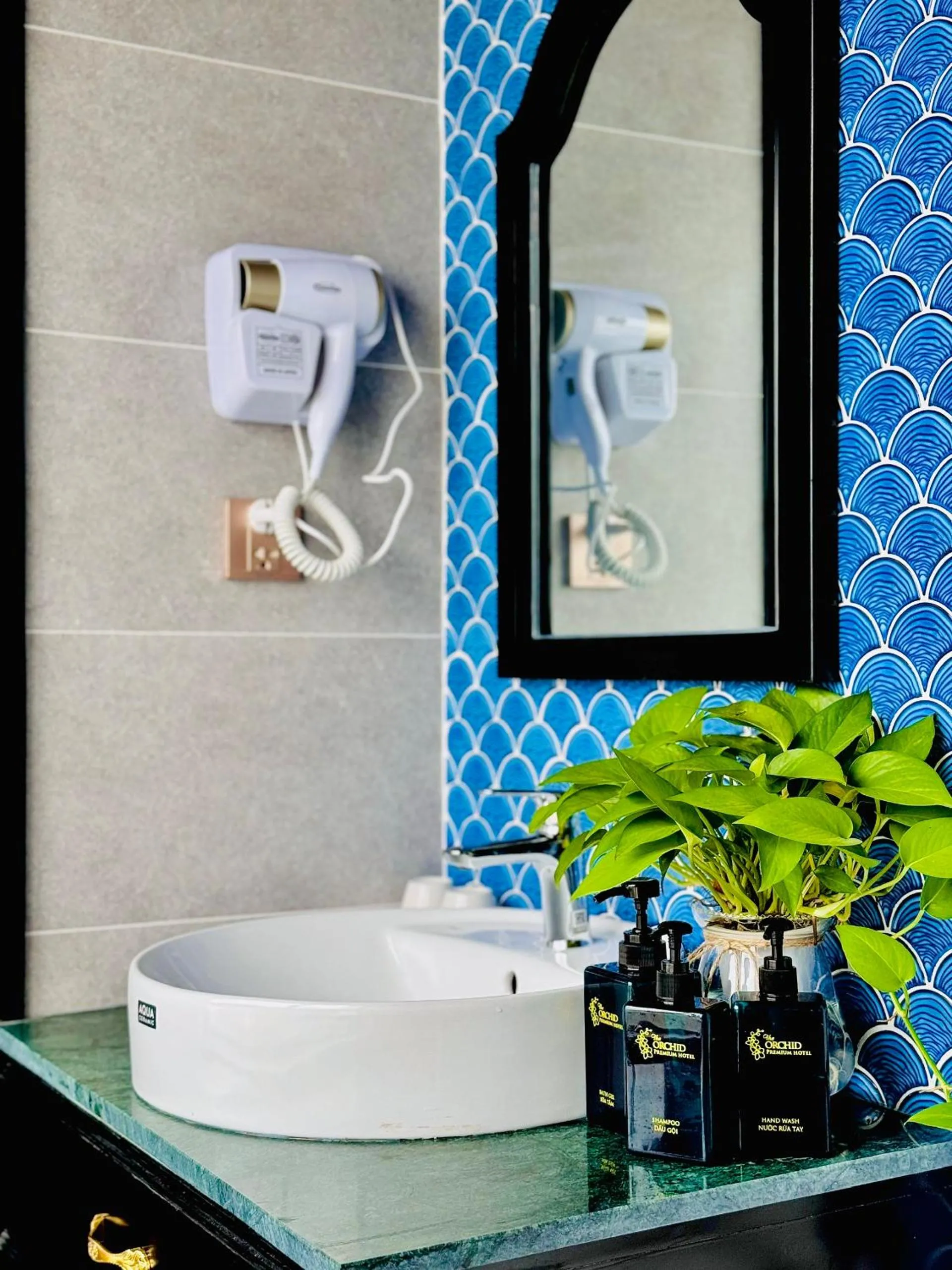 Bathroom in The ORCHID PREMIUM Hotel