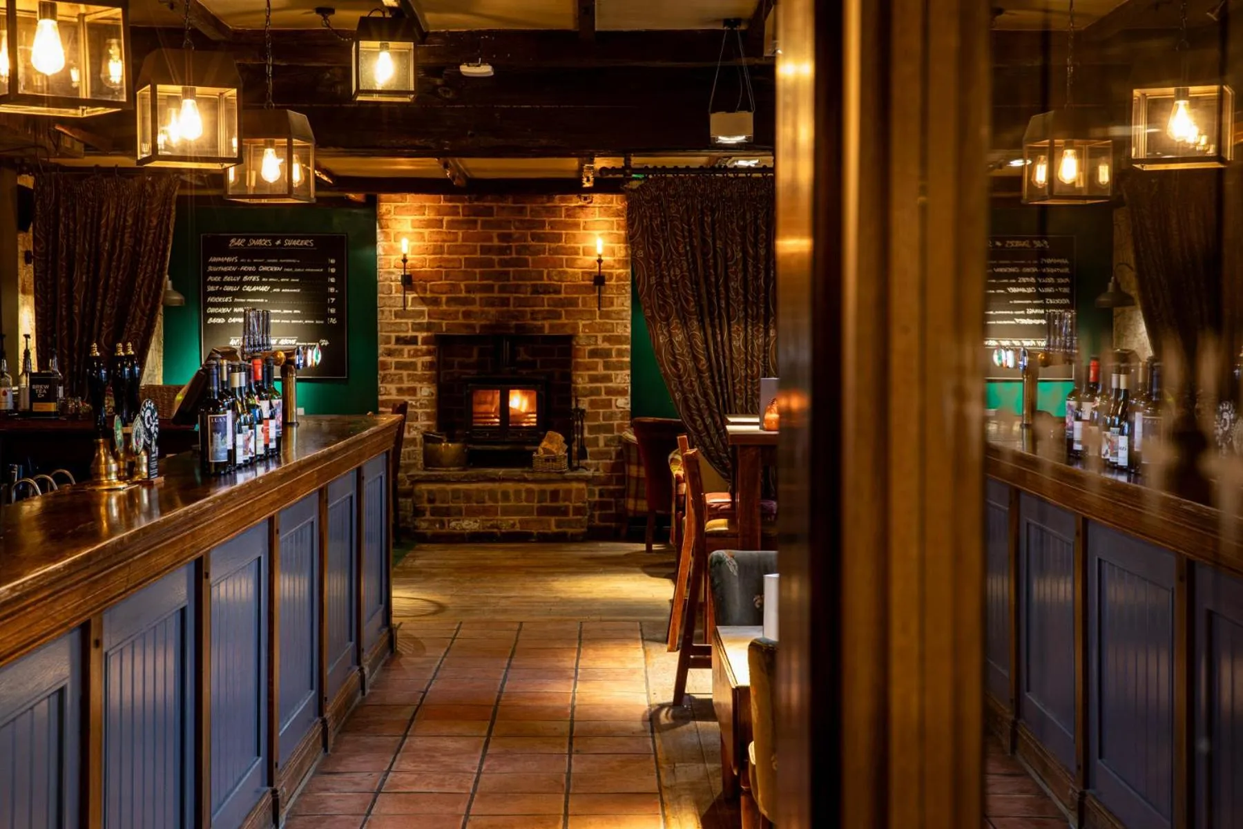 Lounge or bar in The Devonshire Arms