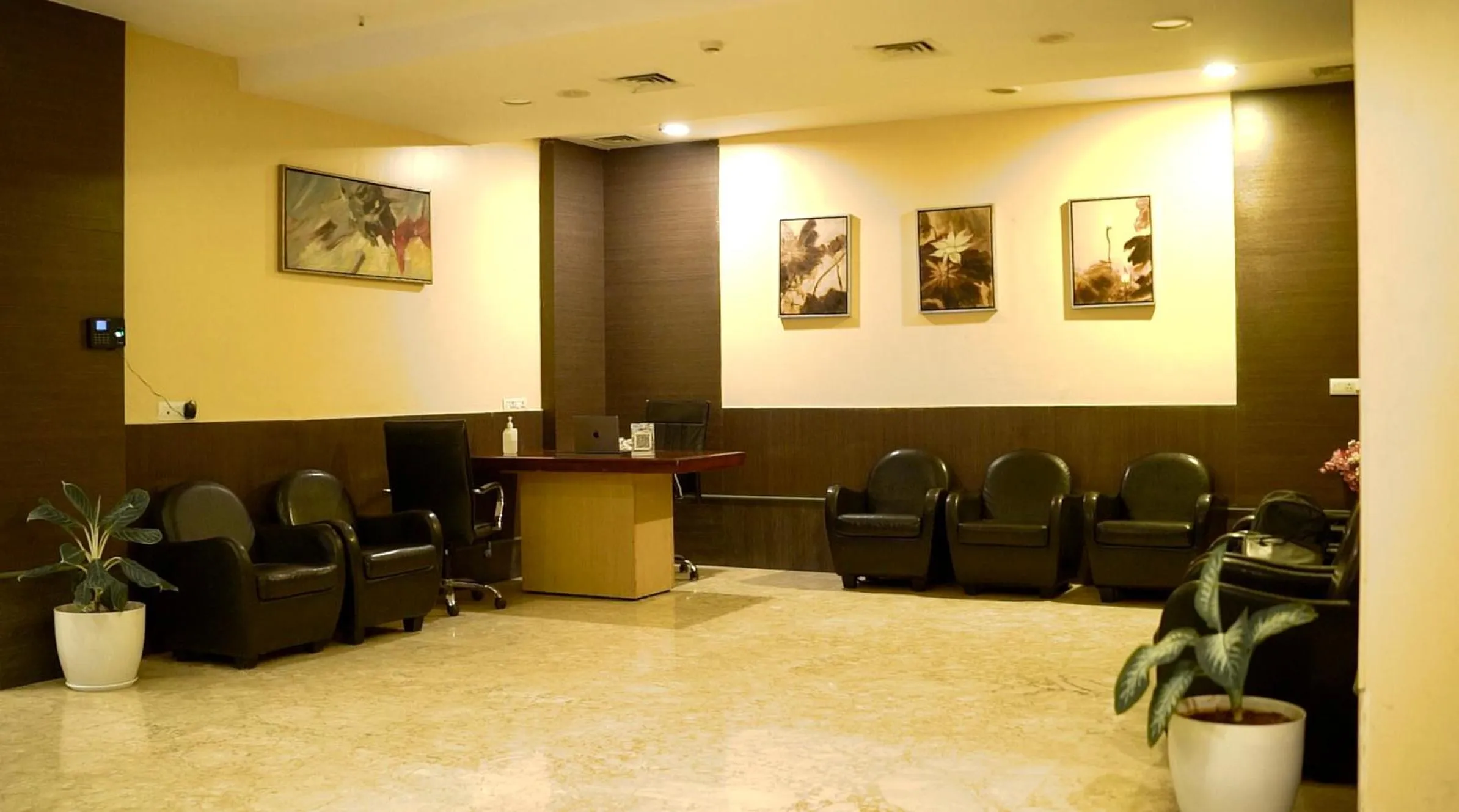 Seating area in The Altruist Hotel Kharadi