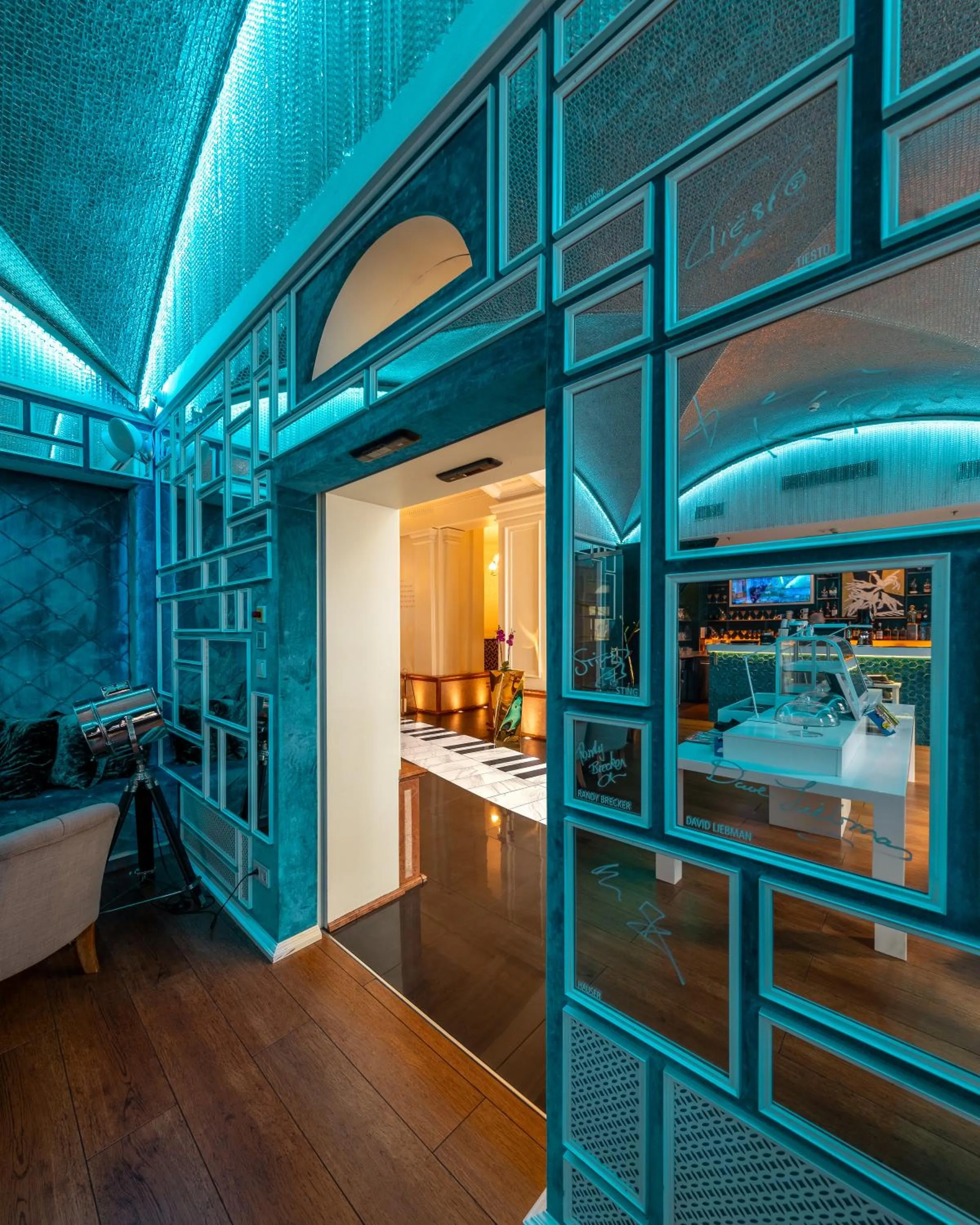 Restaurant/places to eat in Aria Hotel Budapest by Library Hotel Collection