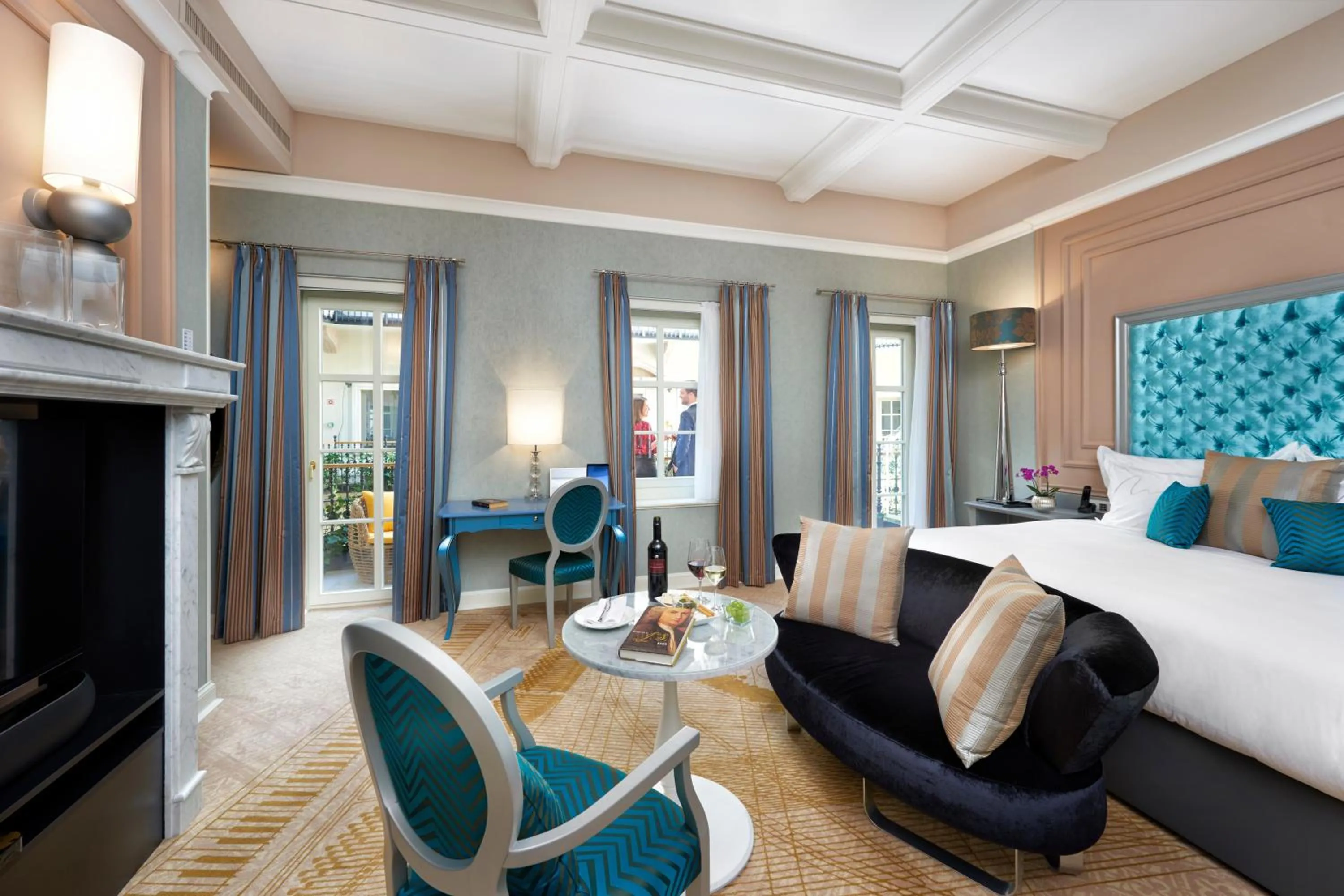 TV and multimedia, Bed in Aria Hotel Budapest by Library Hotel Collection