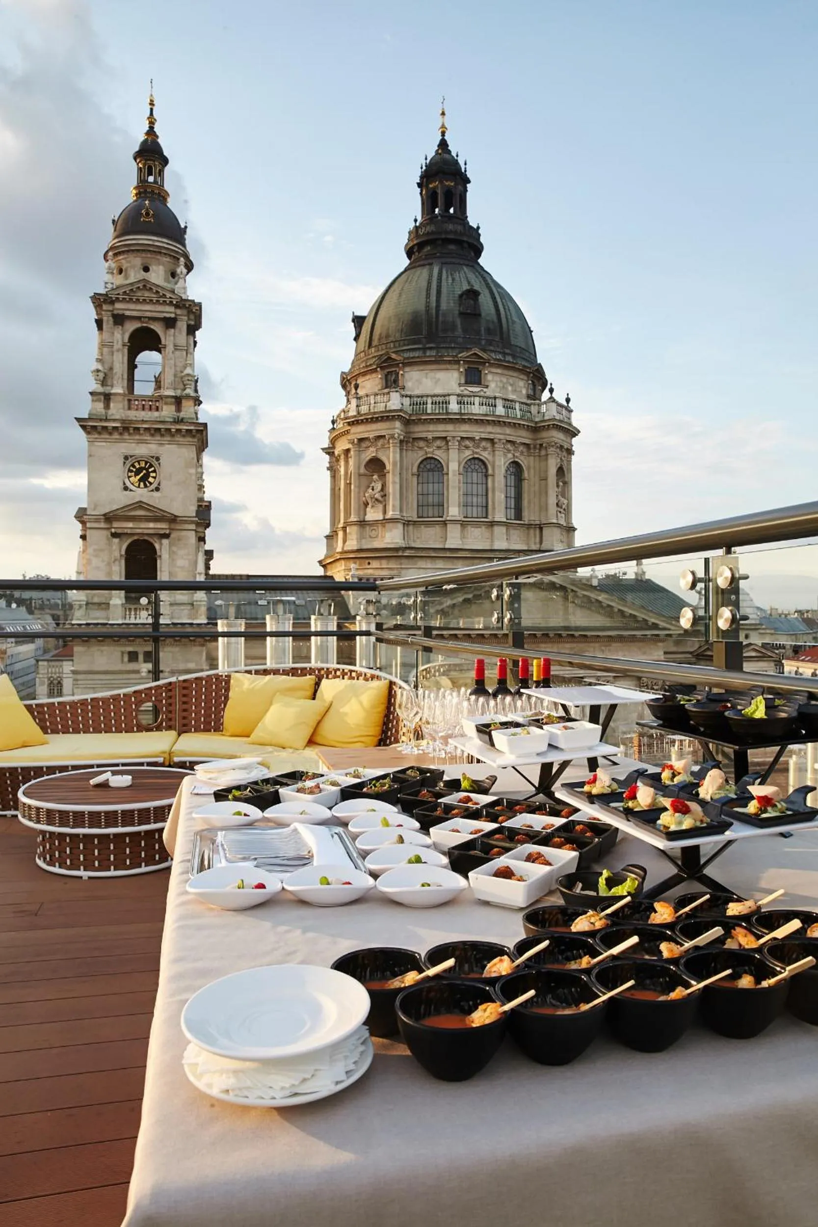 Restaurant/places to eat in Aria Hotel Budapest by Library Hotel Collection