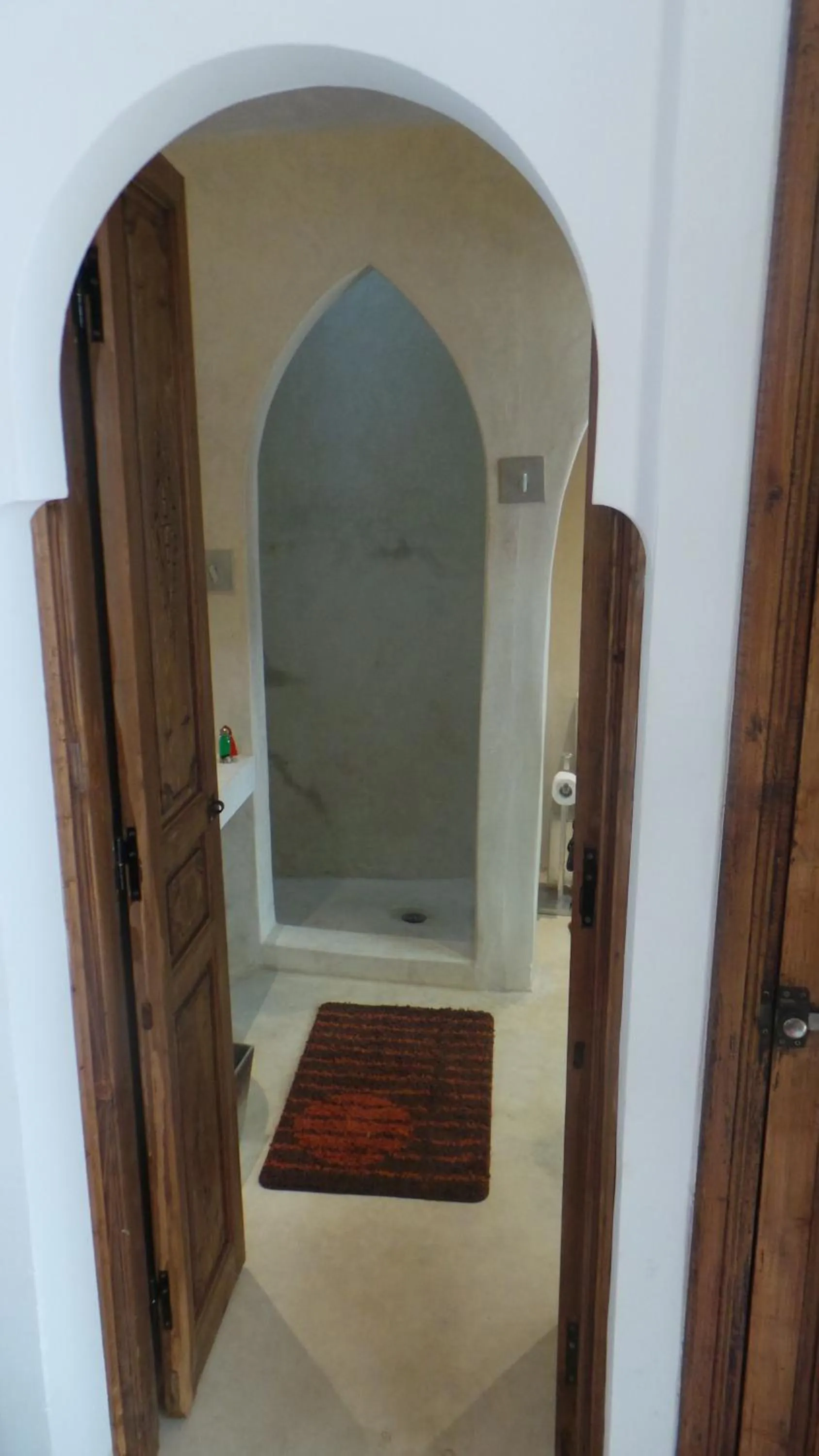 Bathroom in Riad Maialou & SPA