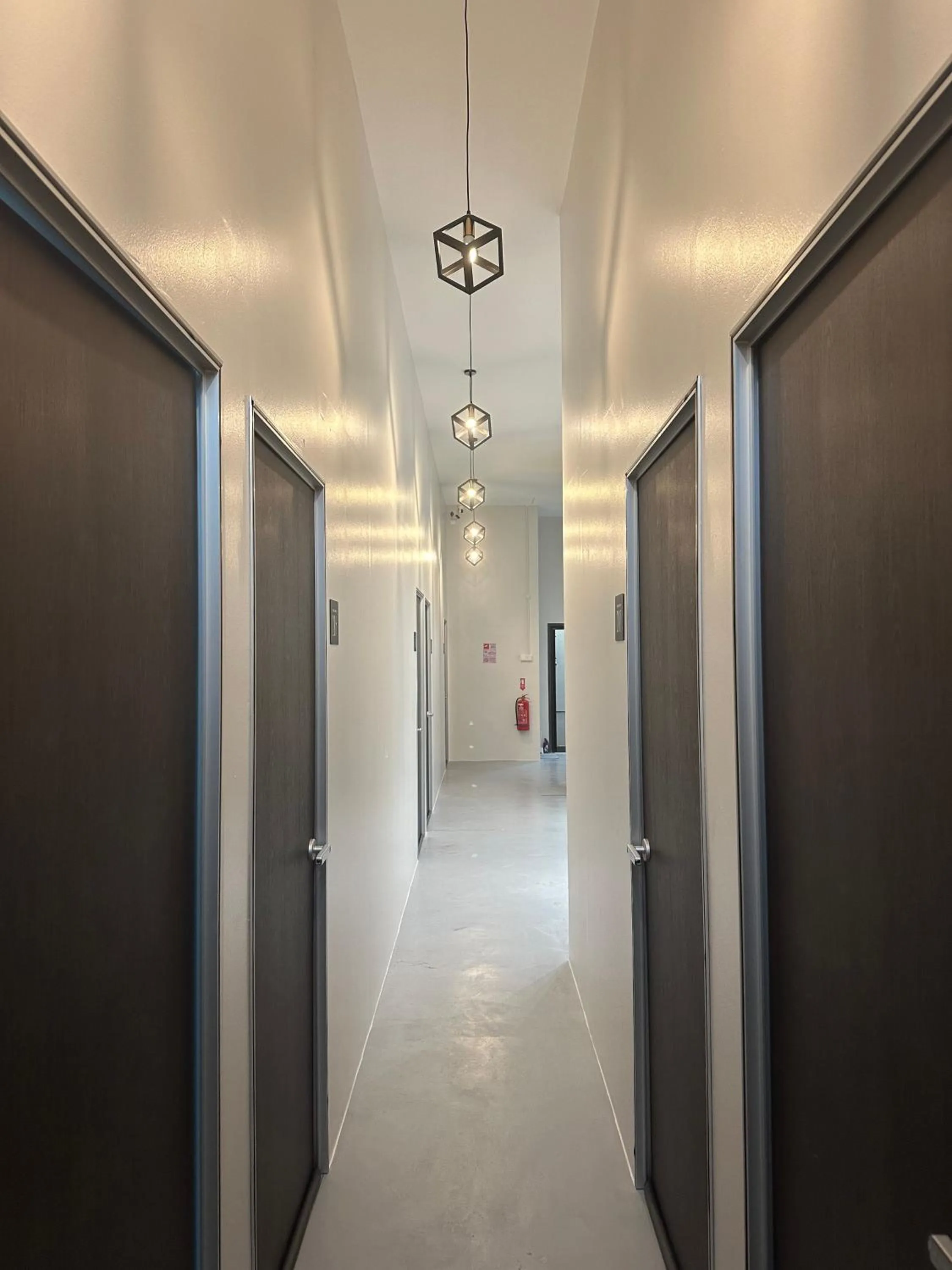 Be Right Back Loft - Alma