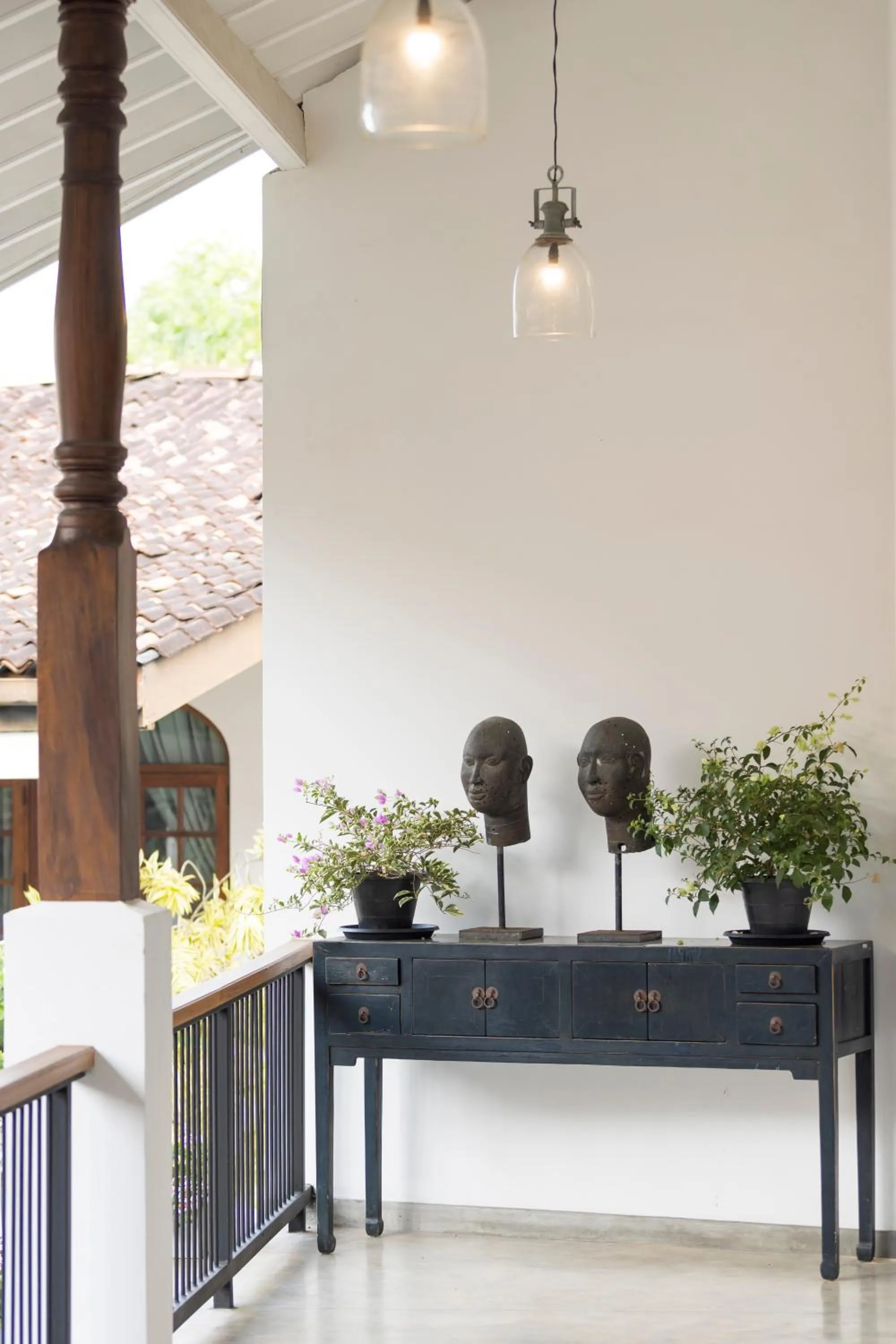 Decorative detail in La Maison de Colombo