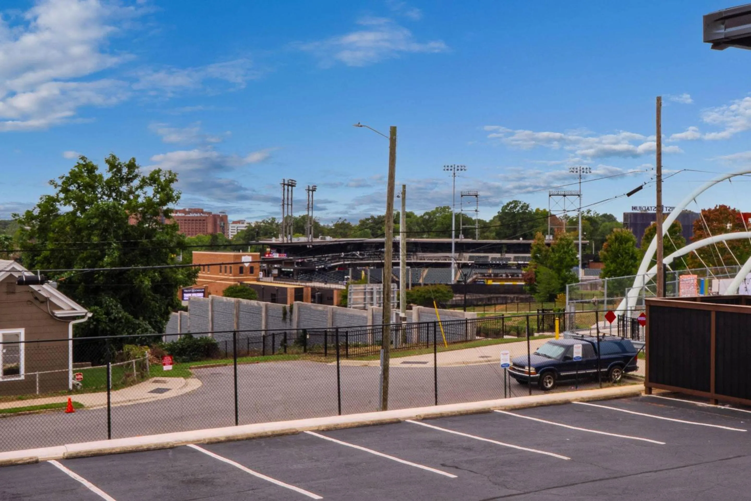Property building in Clarion Pointe Winston - Salem Downtown