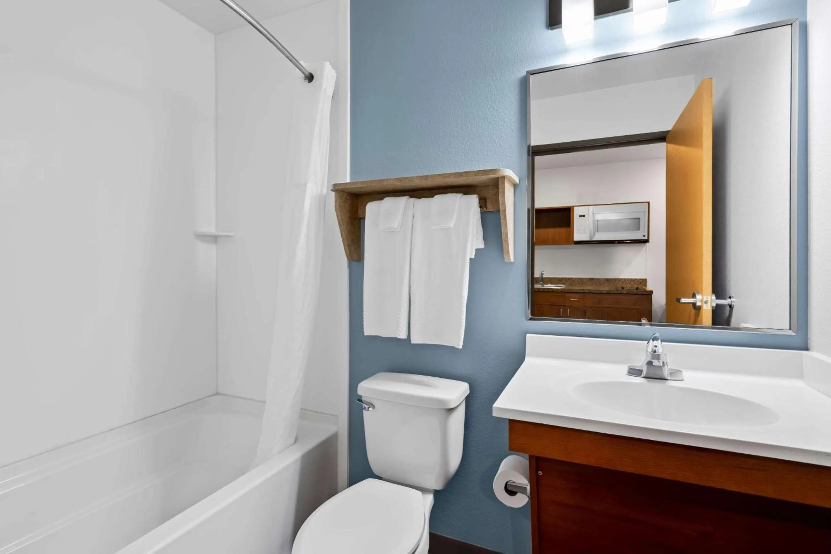 Bedroom in WoodSpring Suites Hobbs