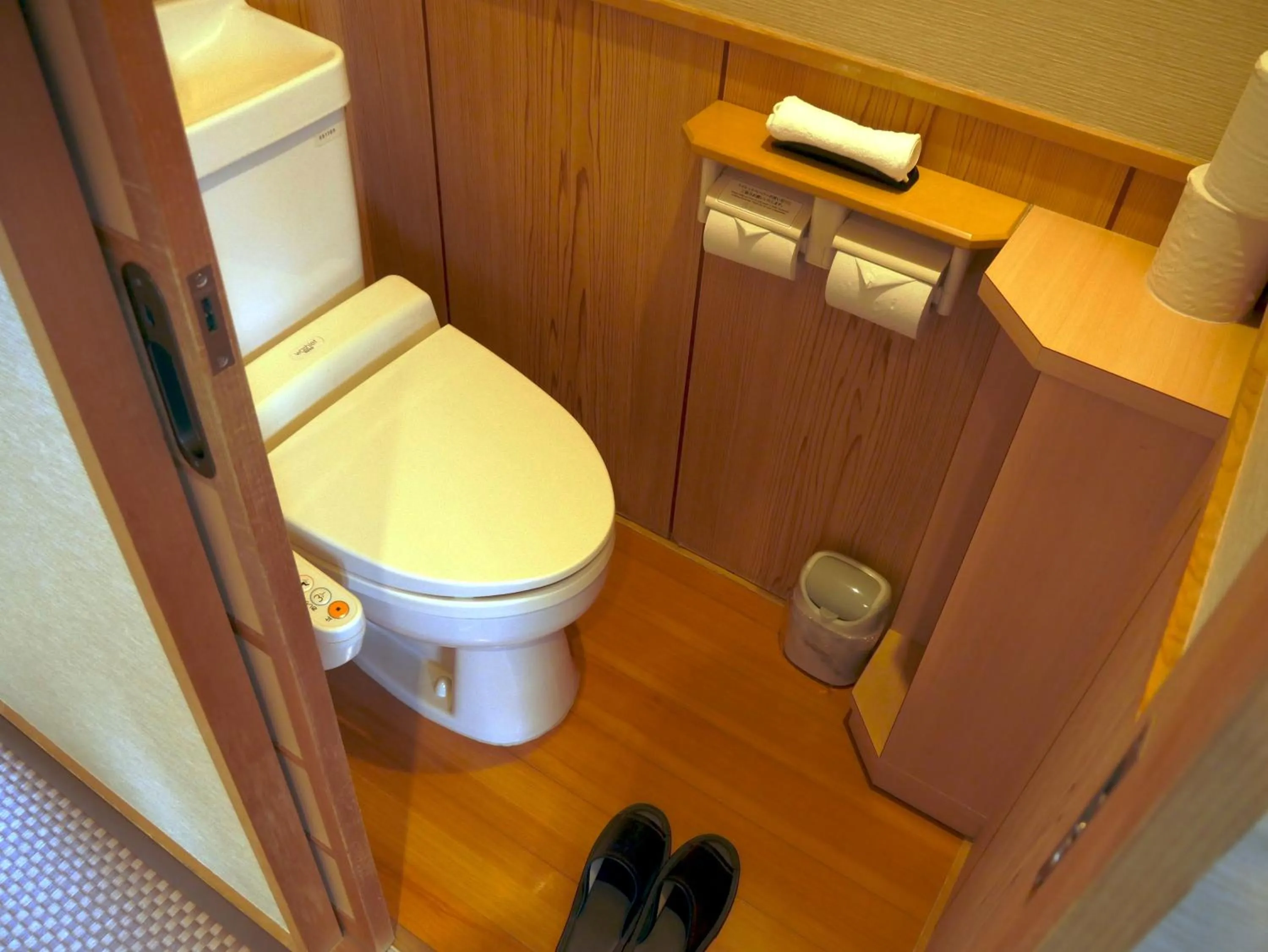 Photo of the whole room in Kiki Shiretoko Natural Resort