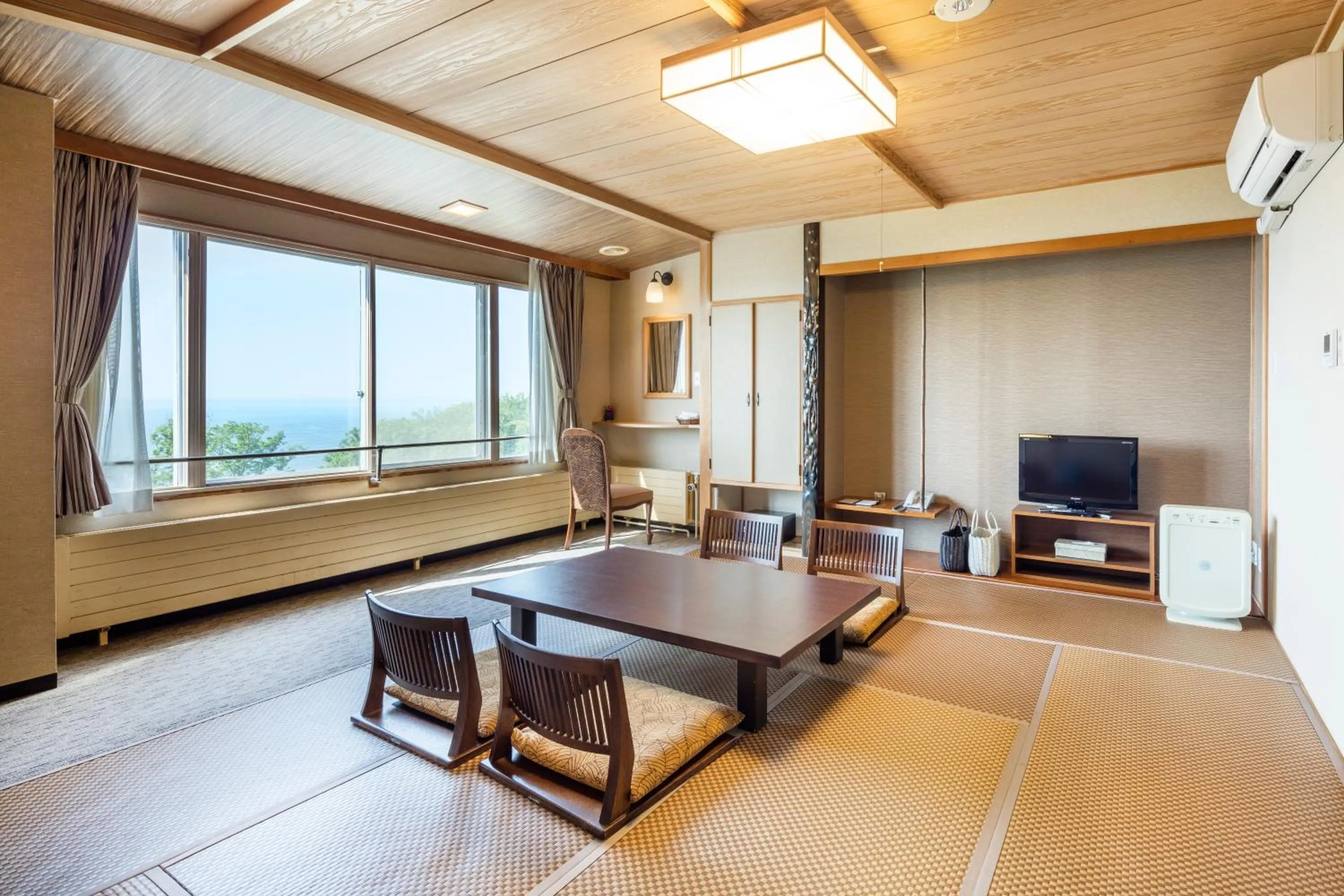 Living room in Kiki Shiretoko Natural Resort