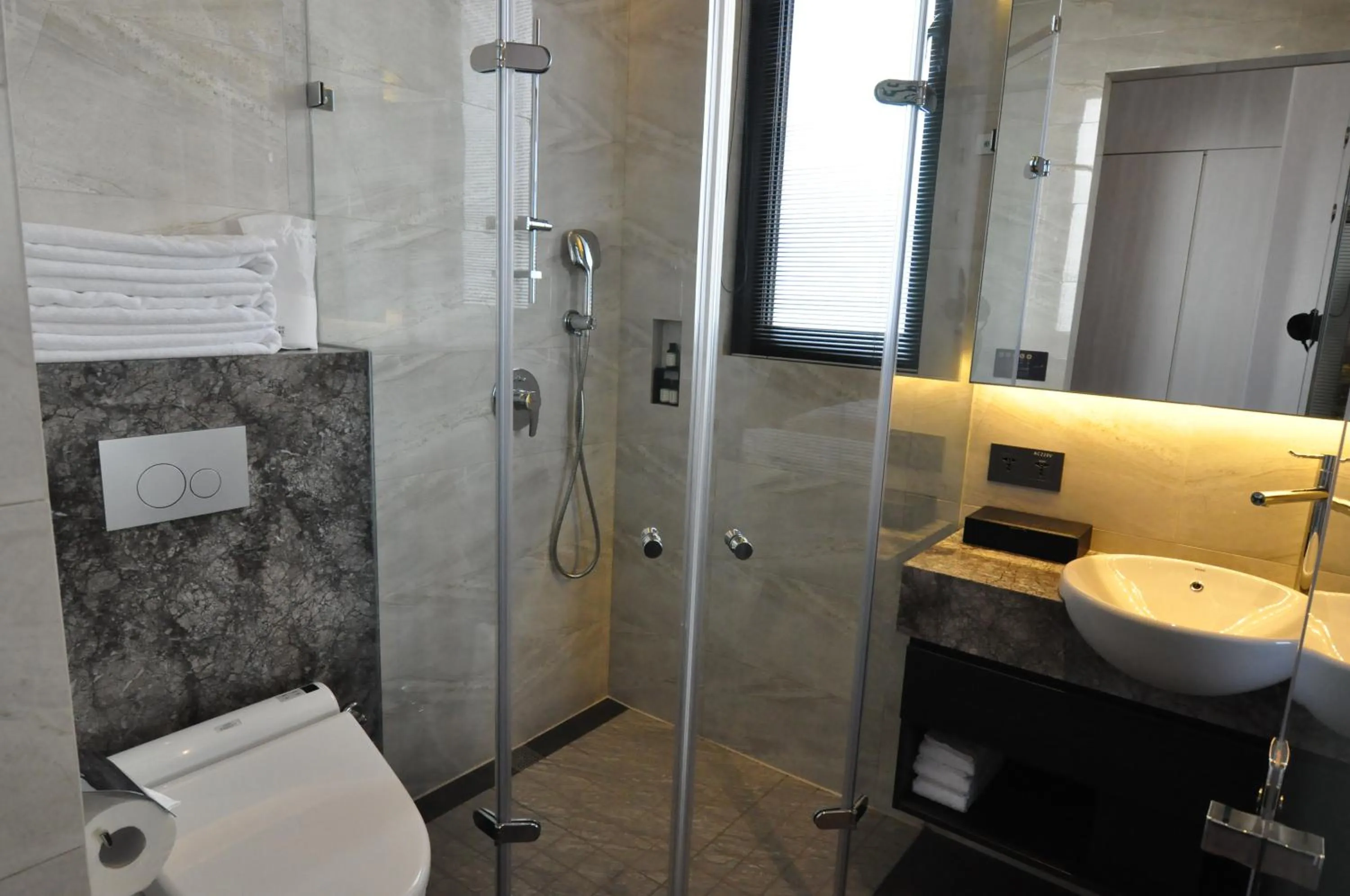 Bathroom in Treeart Hotel