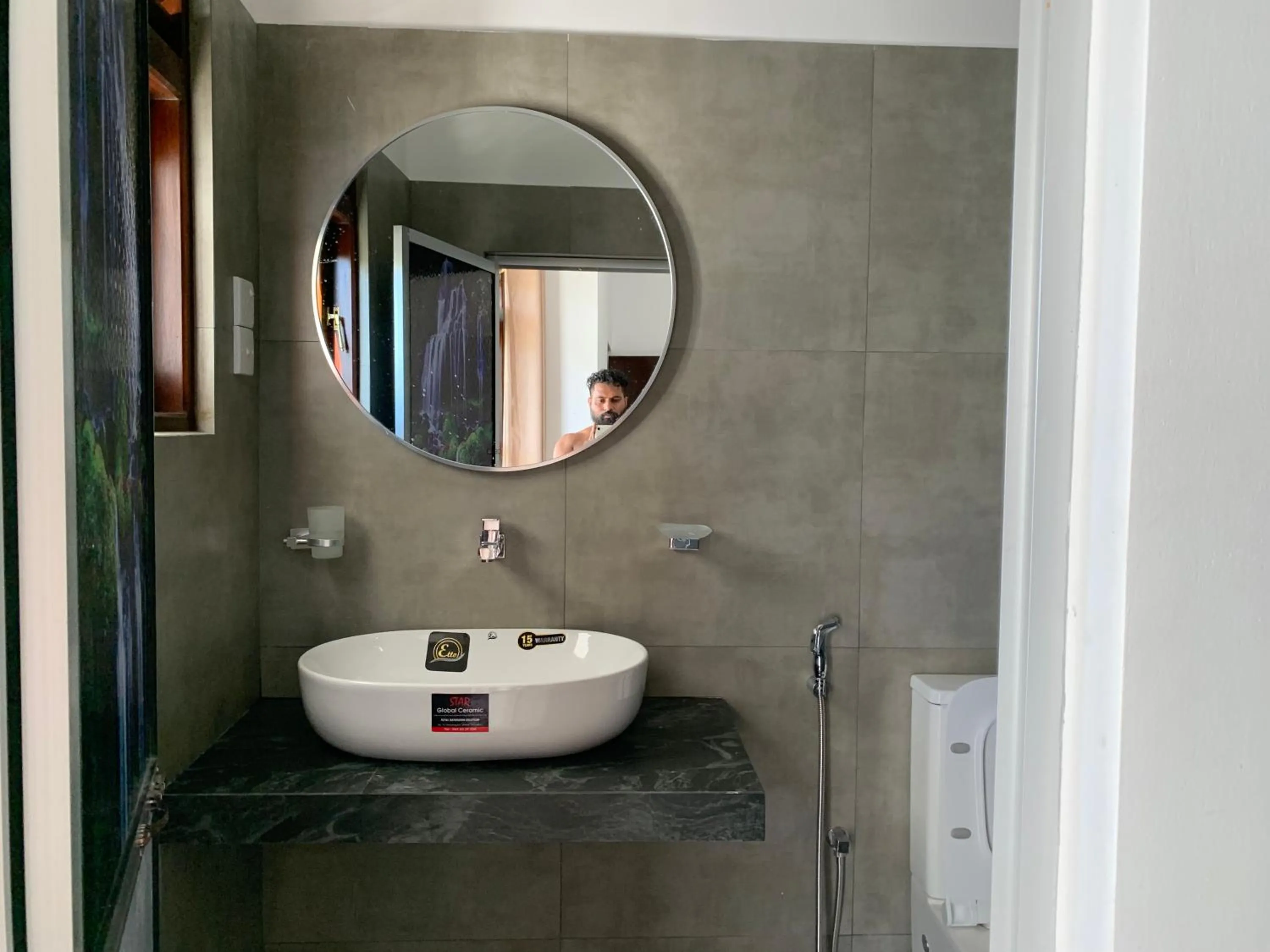 Ceylon Surf Guest and Restaurant