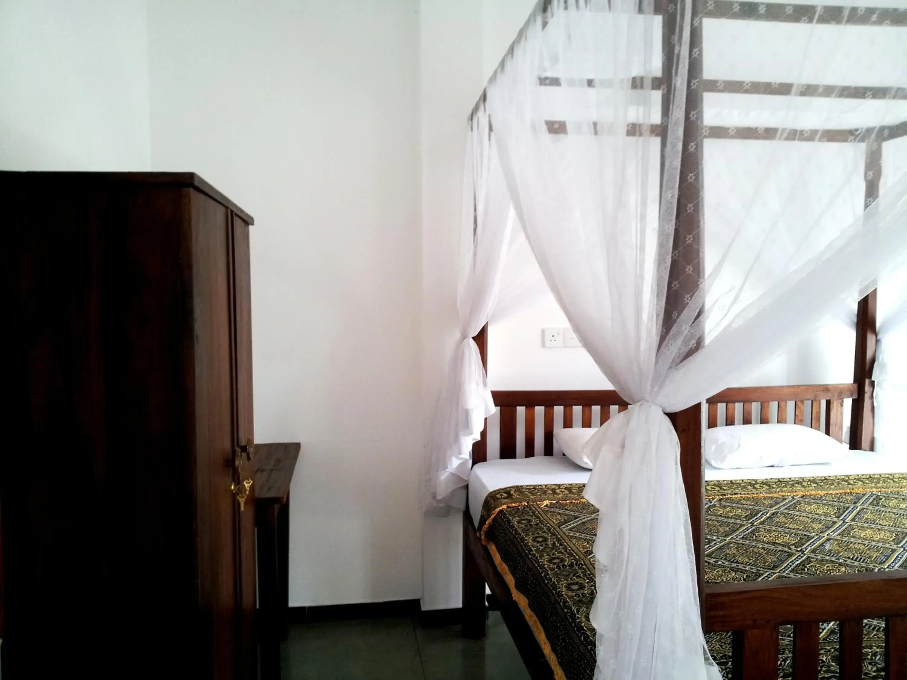 Double Room with Balcony and Sea View in Ceylon Surf Guest and Restaurant Double Room with Balcony and Sea View in Ceylon Surf Guest and Restaurant