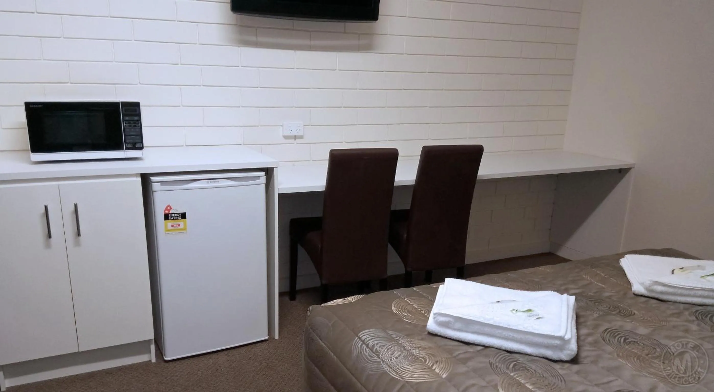 Seating area in Millicent Motel