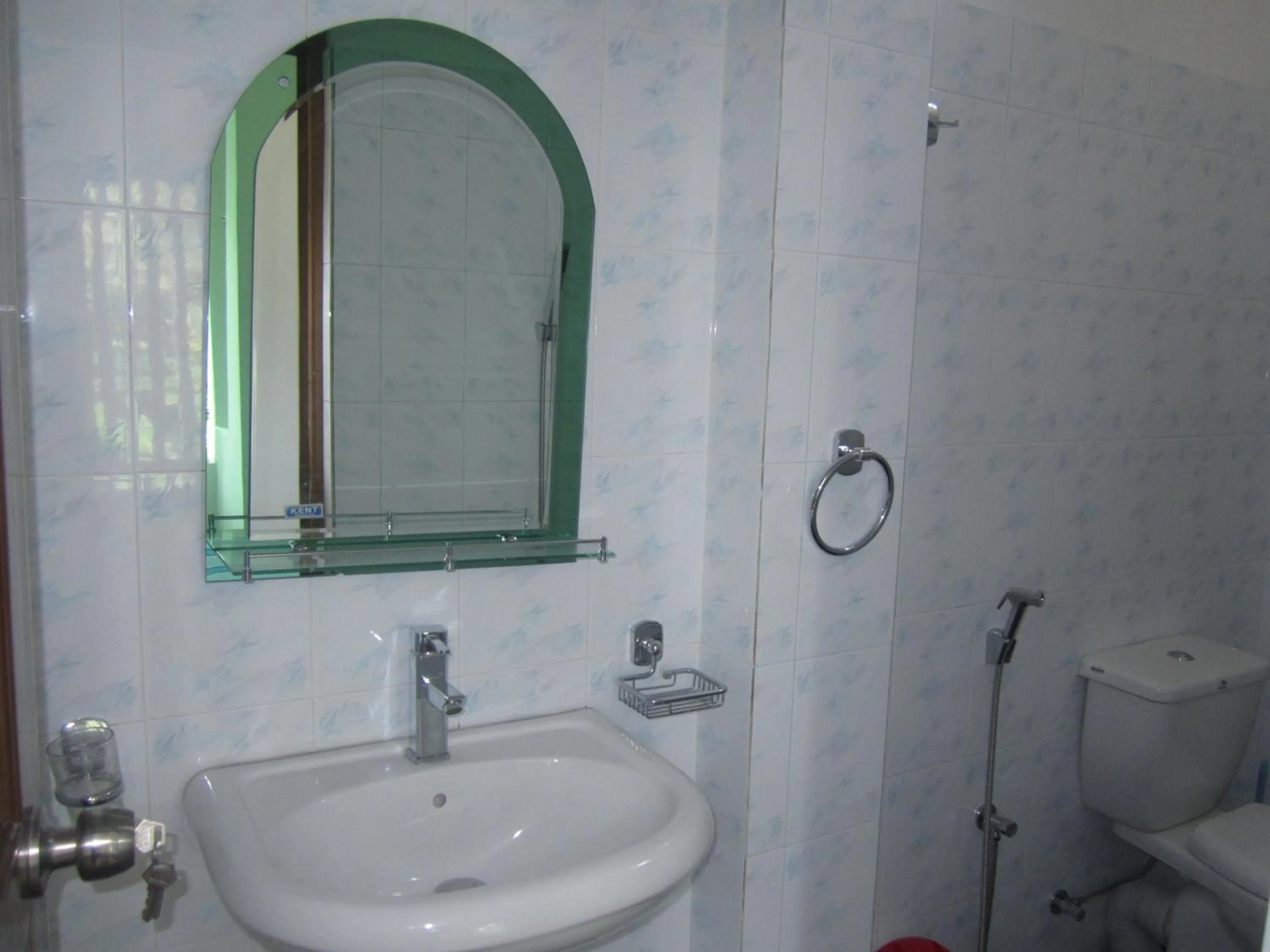 Bathroom in White Surfing Beach Resort