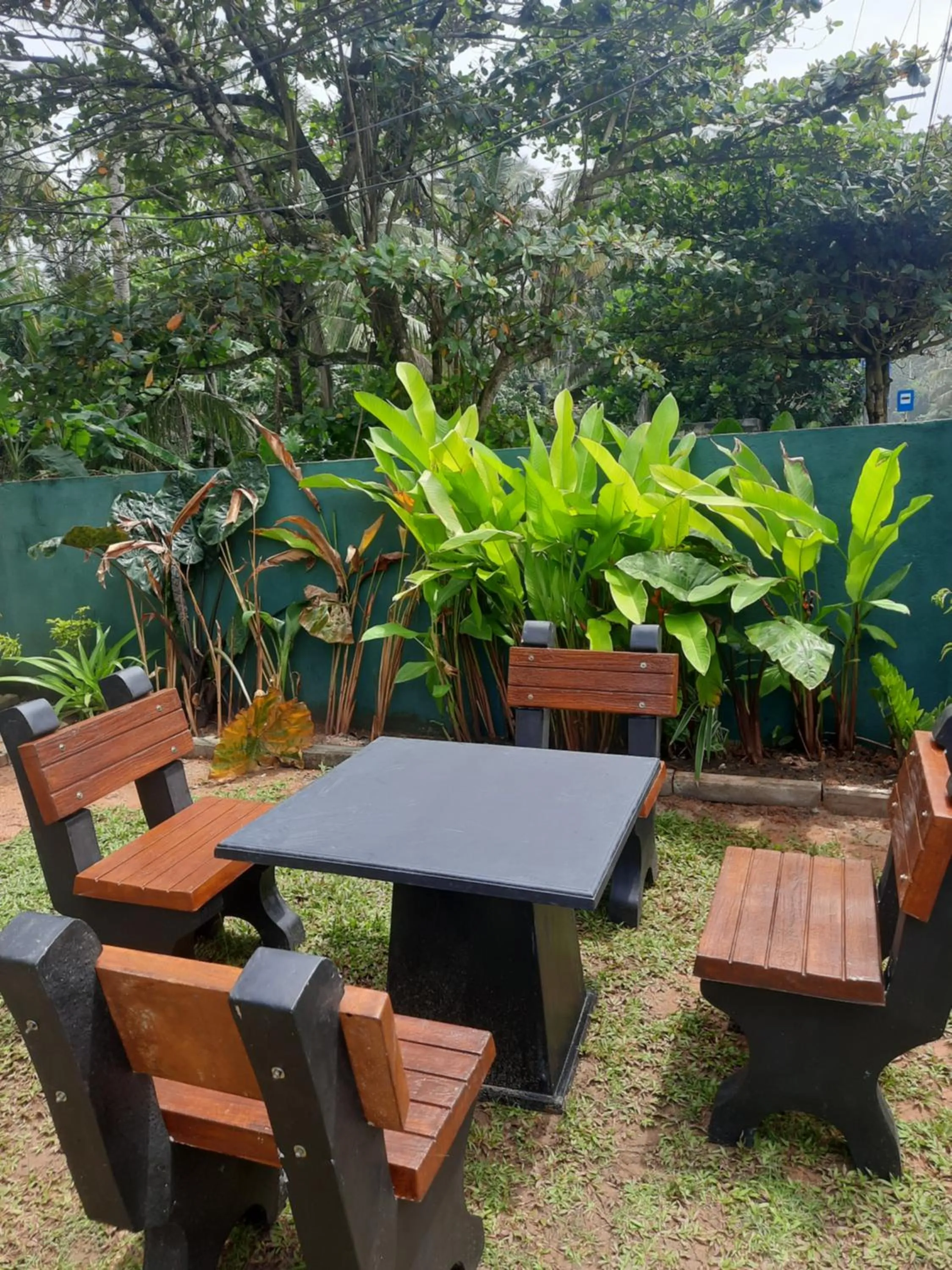 White Surfing Beach Resort