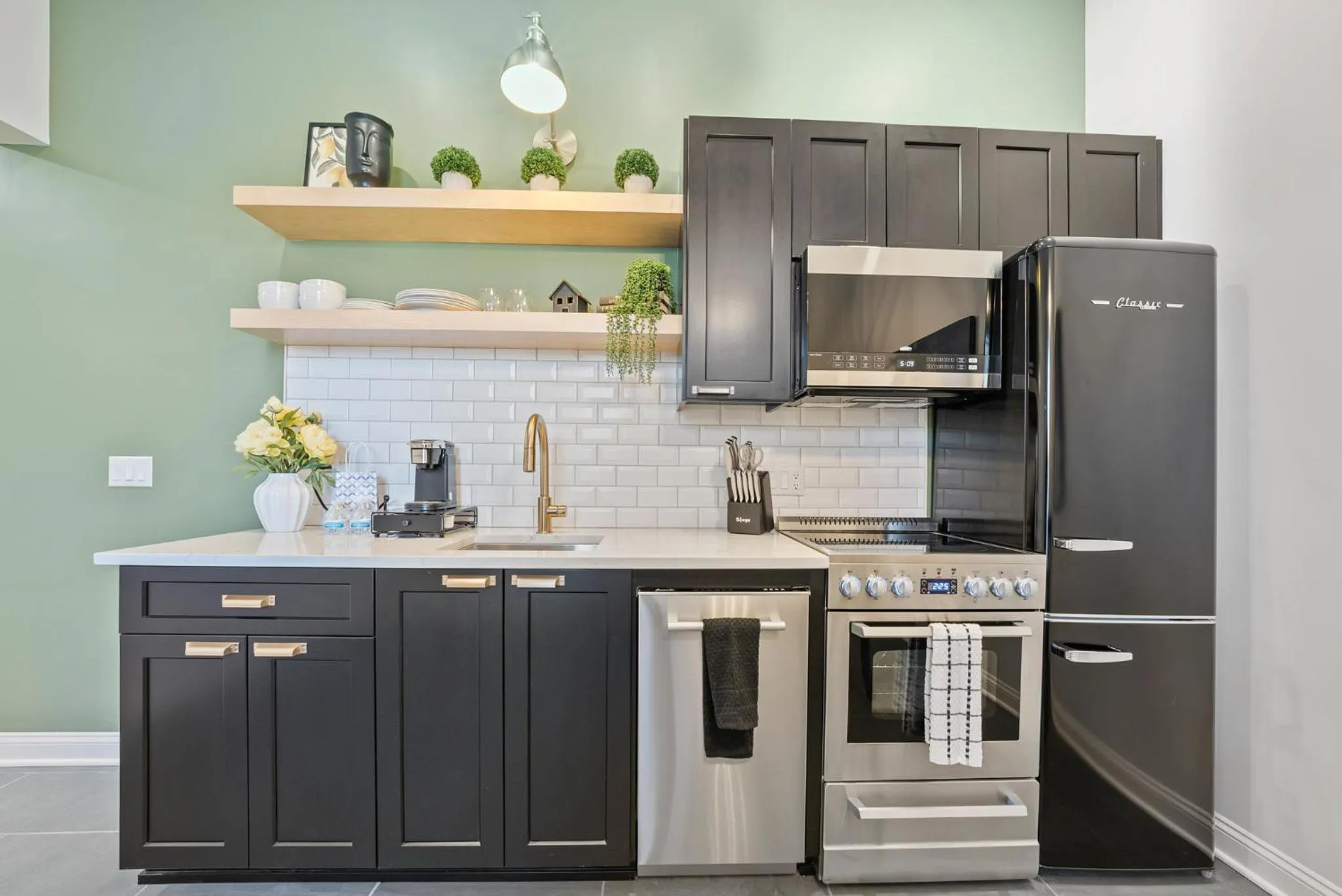 stove in The Washington Downtown Boutique Hotel