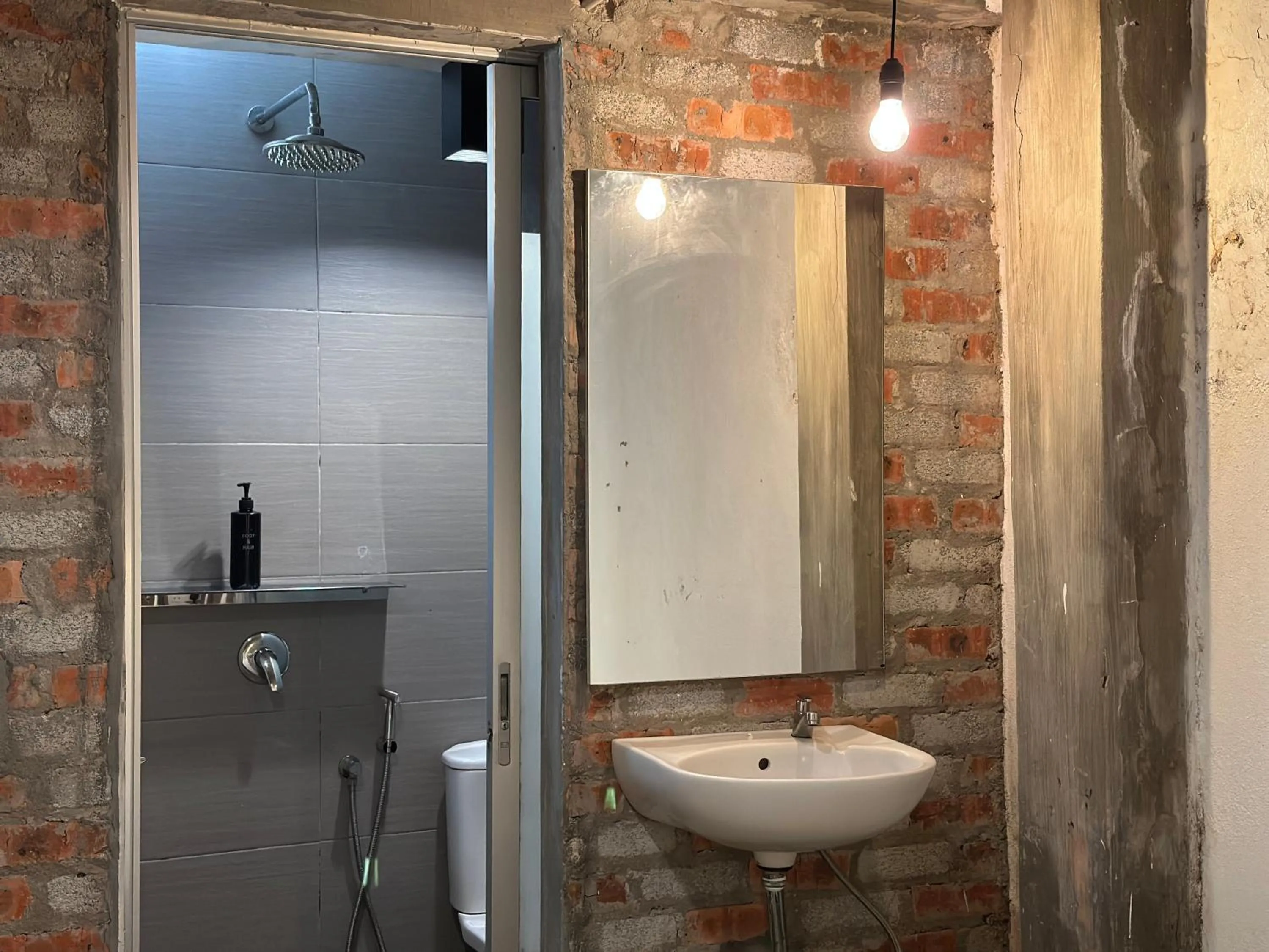 Bathroom in The Frame Guesthouse