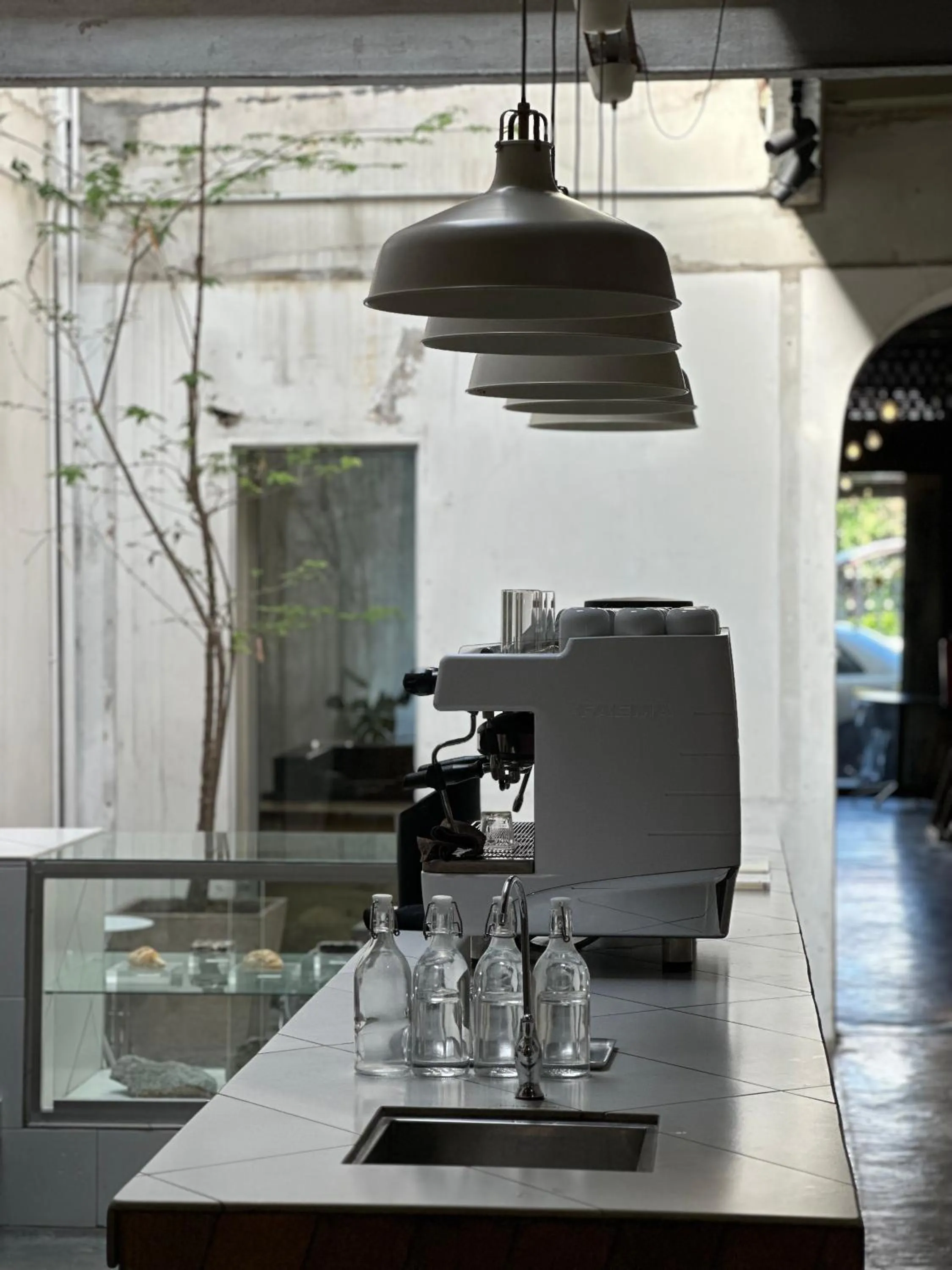 Restaurant/places to eat in The Frame Guesthouse