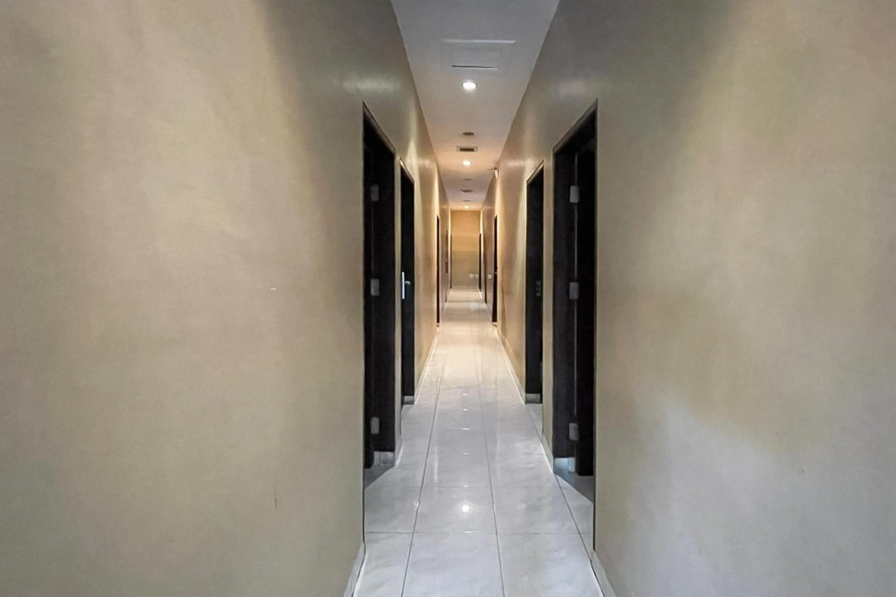 Property building in RedDoorz at Hotel Anda Pematang Siantar