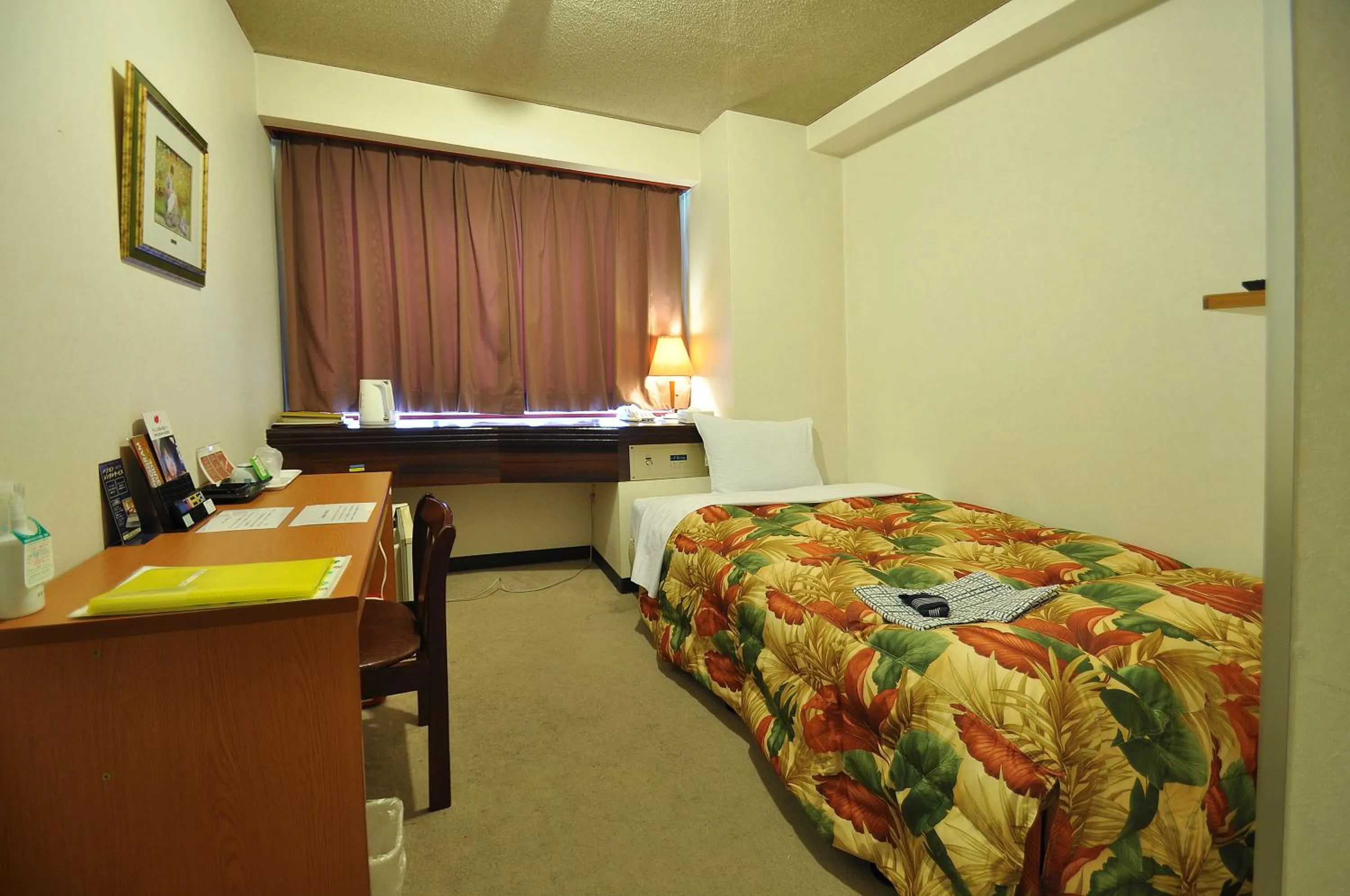 Photo of the whole room, Bed in Business Hotel Atelier