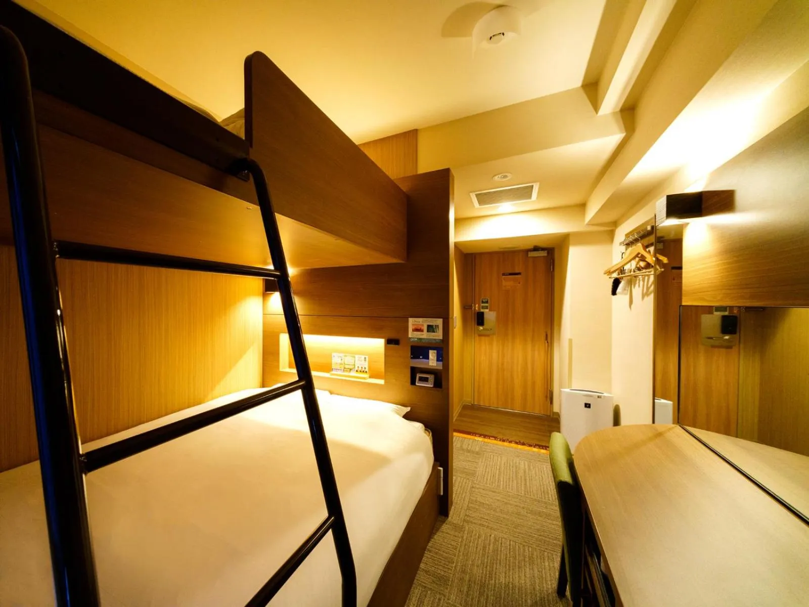 Photo of the whole room, Bed in Super Hotel Ikebukuro-Eki Kitaguchi