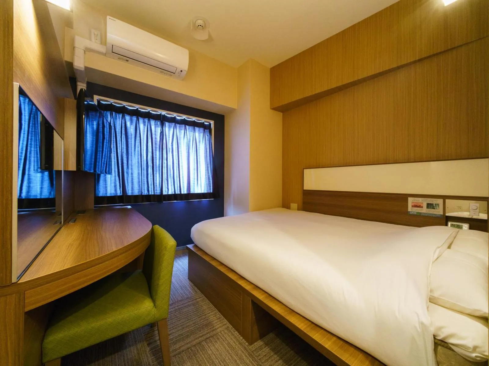 Day, Bed in Super Hotel Ikebukuro-Eki Kitaguchi