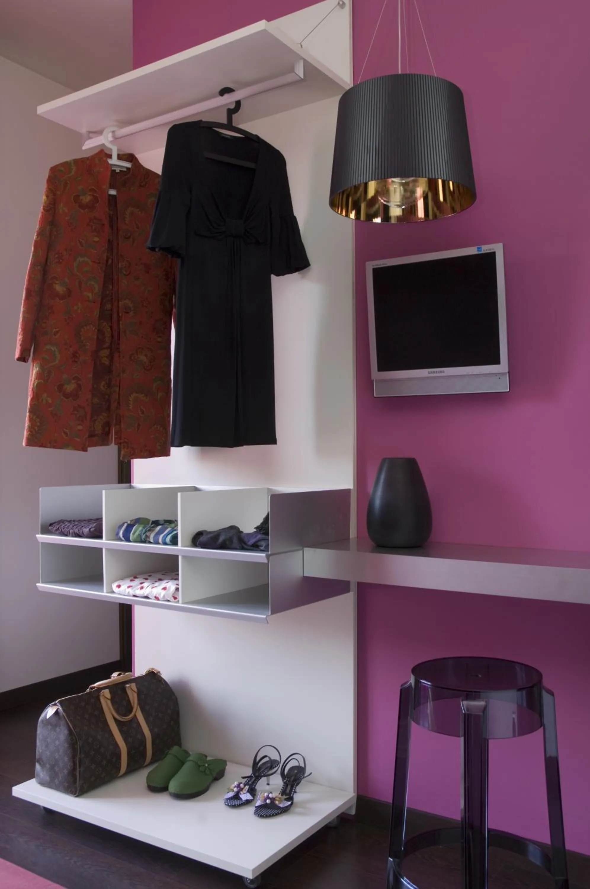 Decorative detail in Eh13 Luxury Accommodation