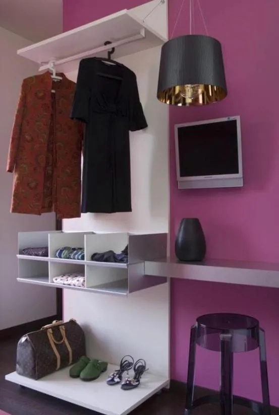 wardrobe in Eh13 Luxury Accommodation