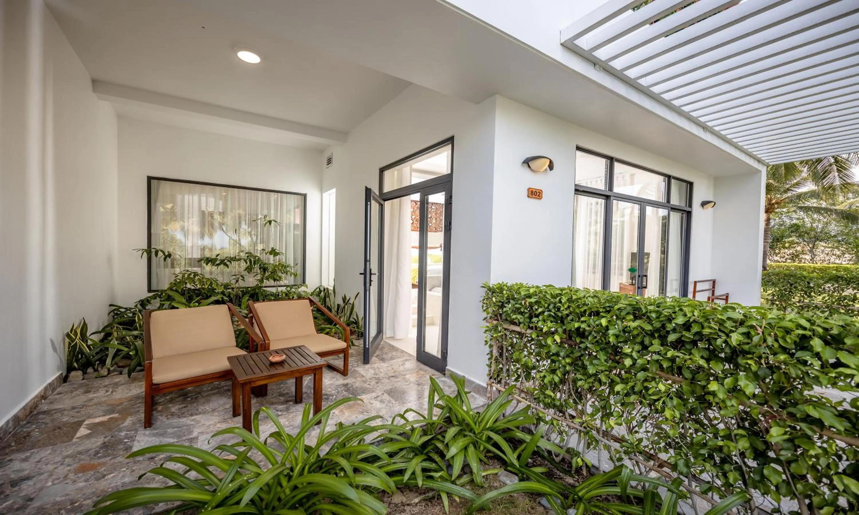 Patio in Cam Ranh Riviera Beach Resort & Spa