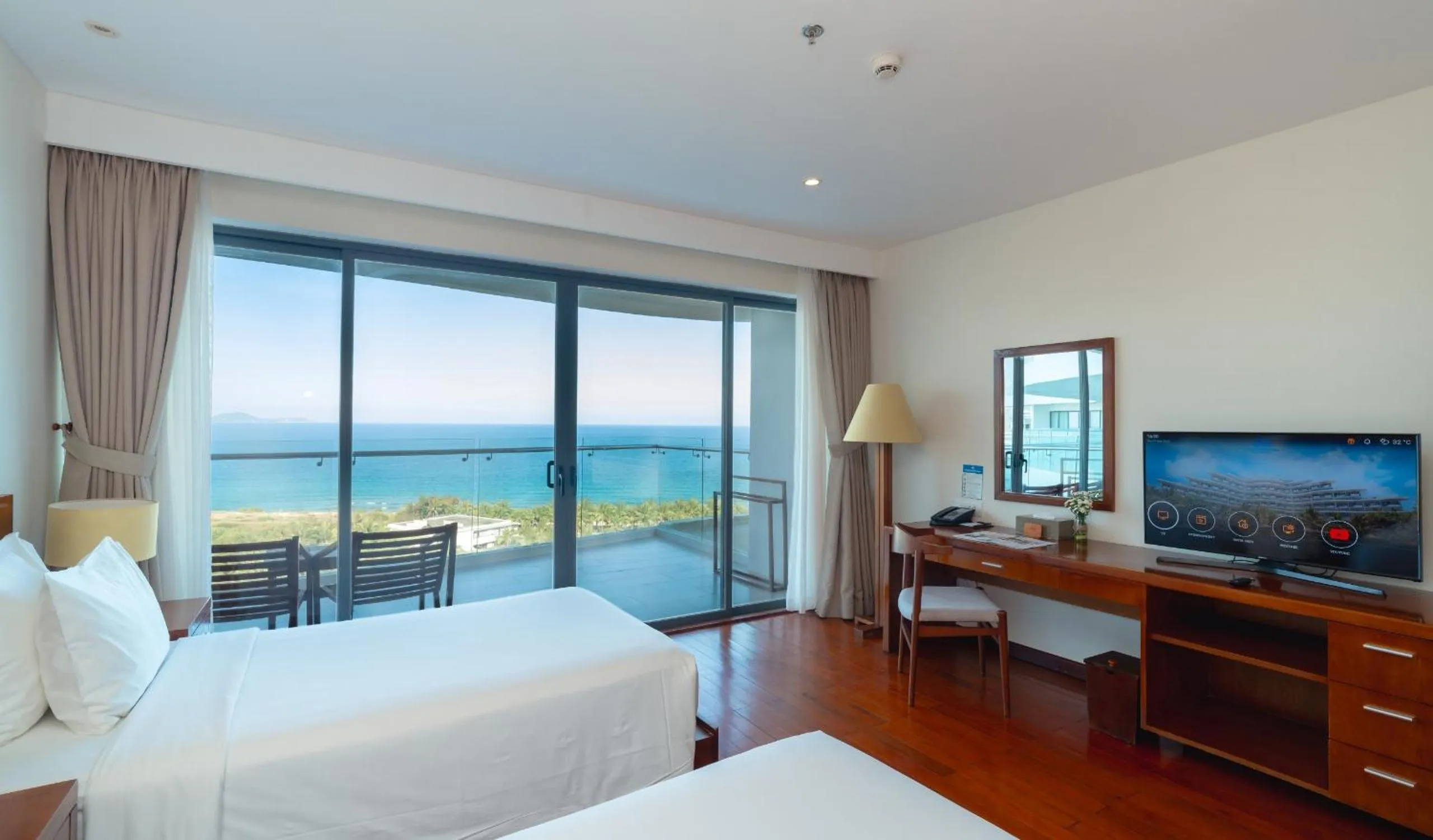 Bedroom, Bed in Cam Ranh Riviera Beach Resort & Spa