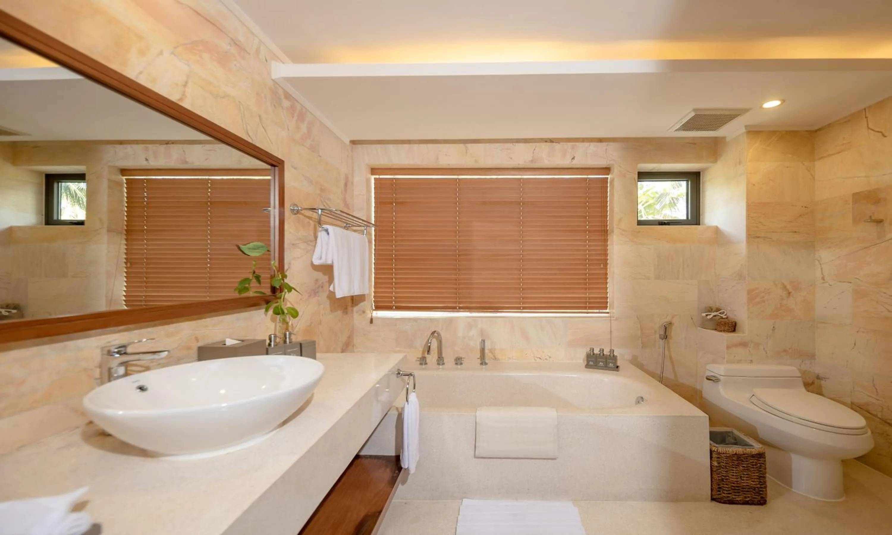 Bathroom in Cam Ranh Riviera Beach Resort & Spa