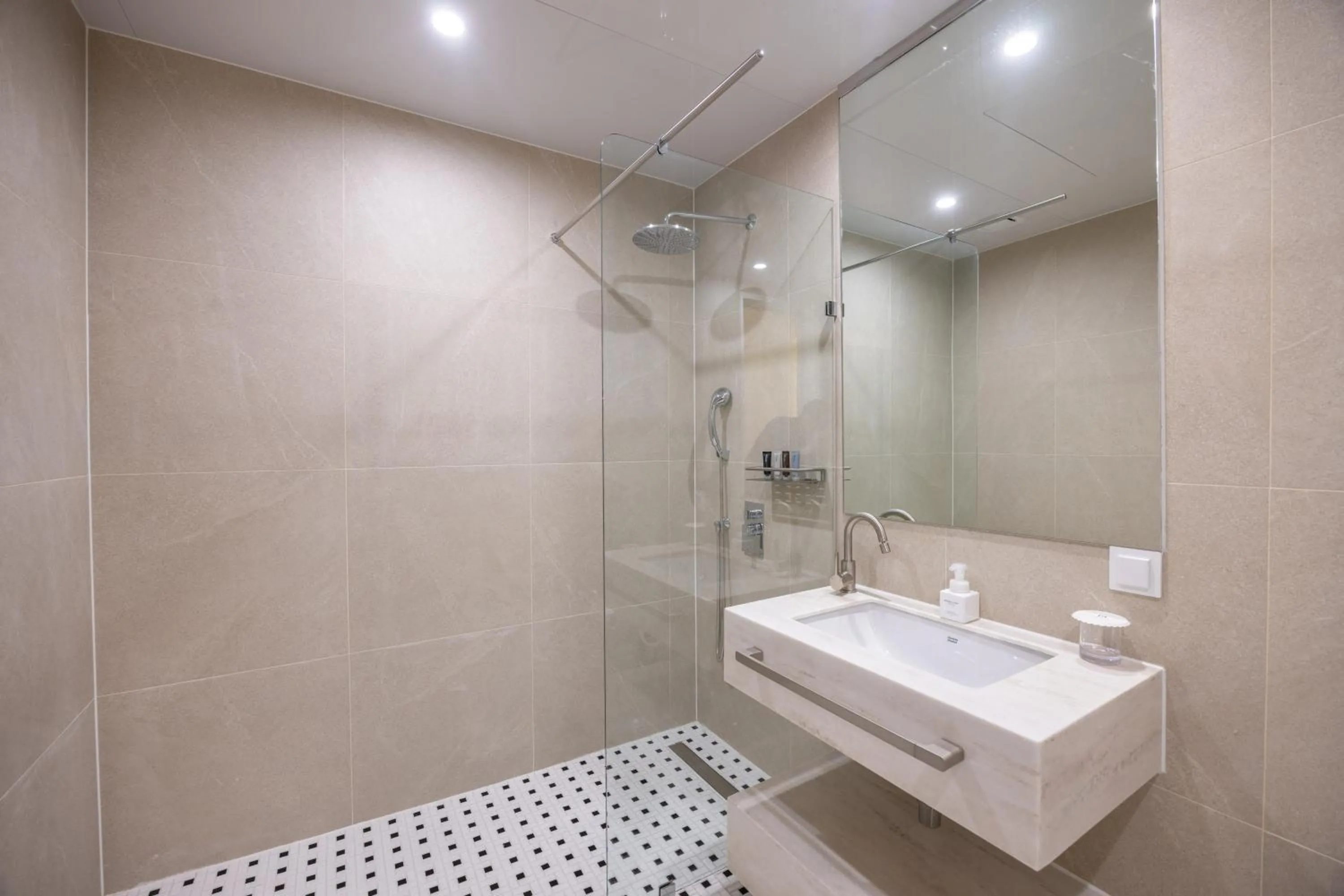 H-Avenue Hotel Haeundae